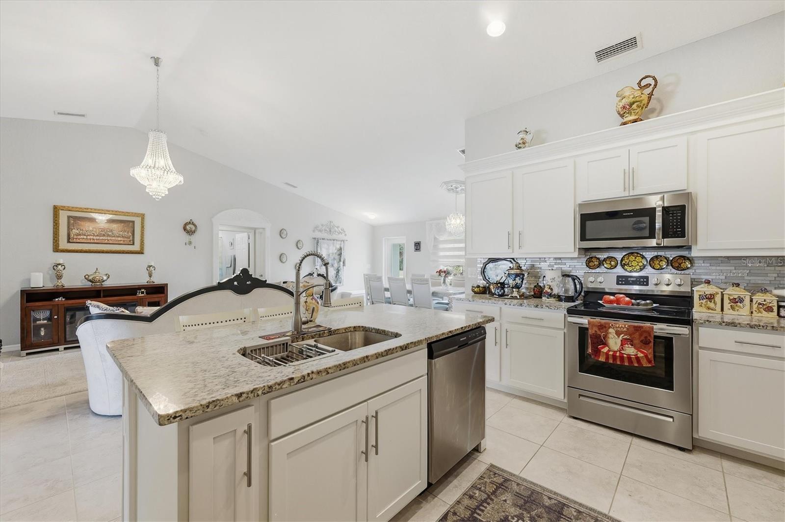 27052 TIERRA DEL FUEGO CIR, PUNTA GORDA, FL, 33983