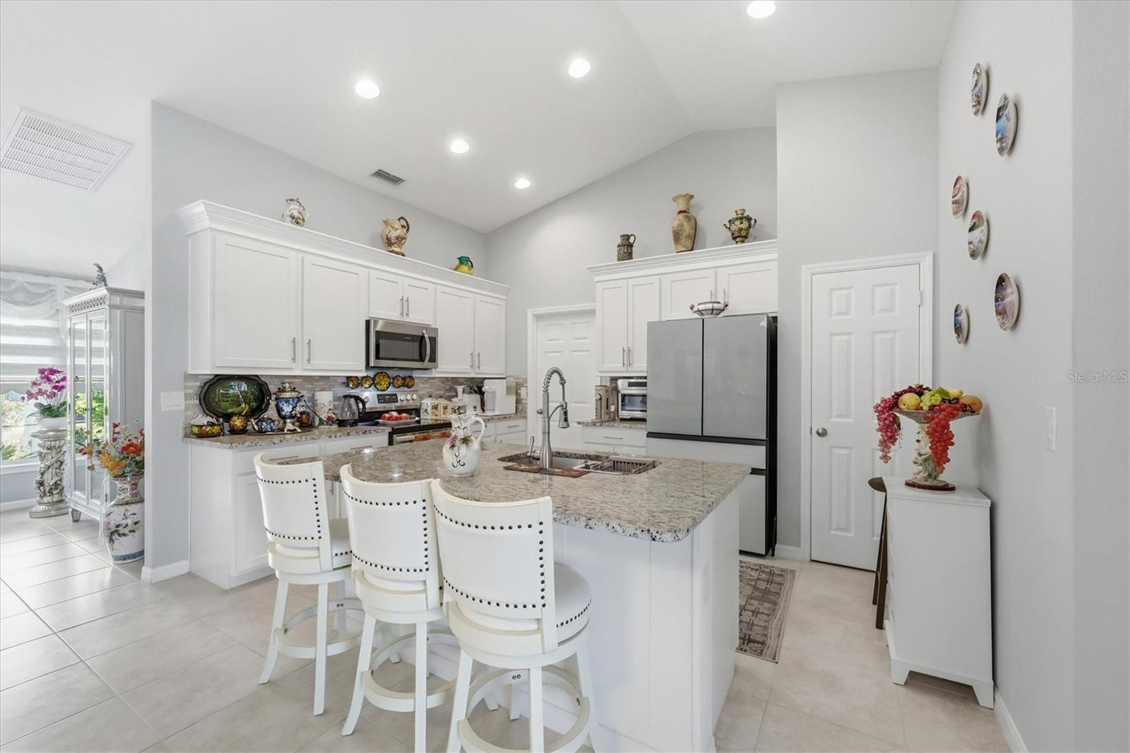 27052 TIERRA DEL FUEGO CIR, PUNTA GORDA, FL, 33983