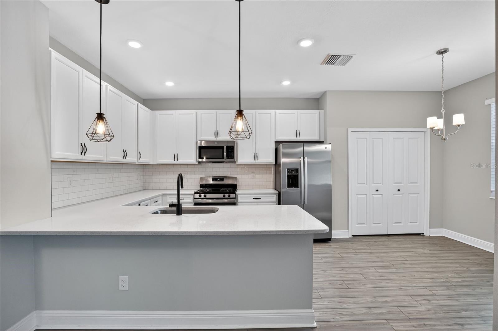 8131 TEA OLIVE TER, PALMETTO, FL, 34221