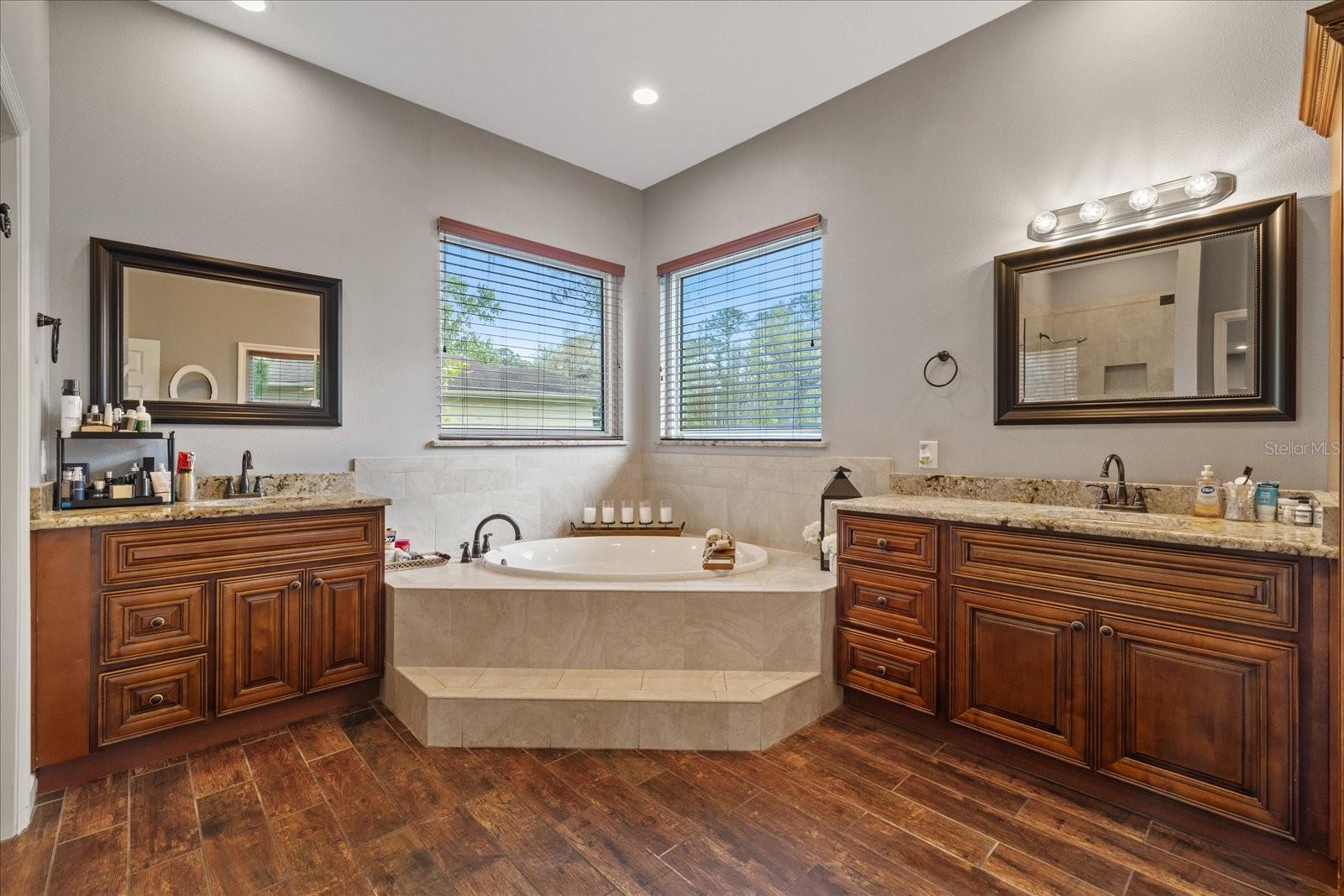 27625 LINCOLN PL, WESLEY CHAPEL, FL, 33544