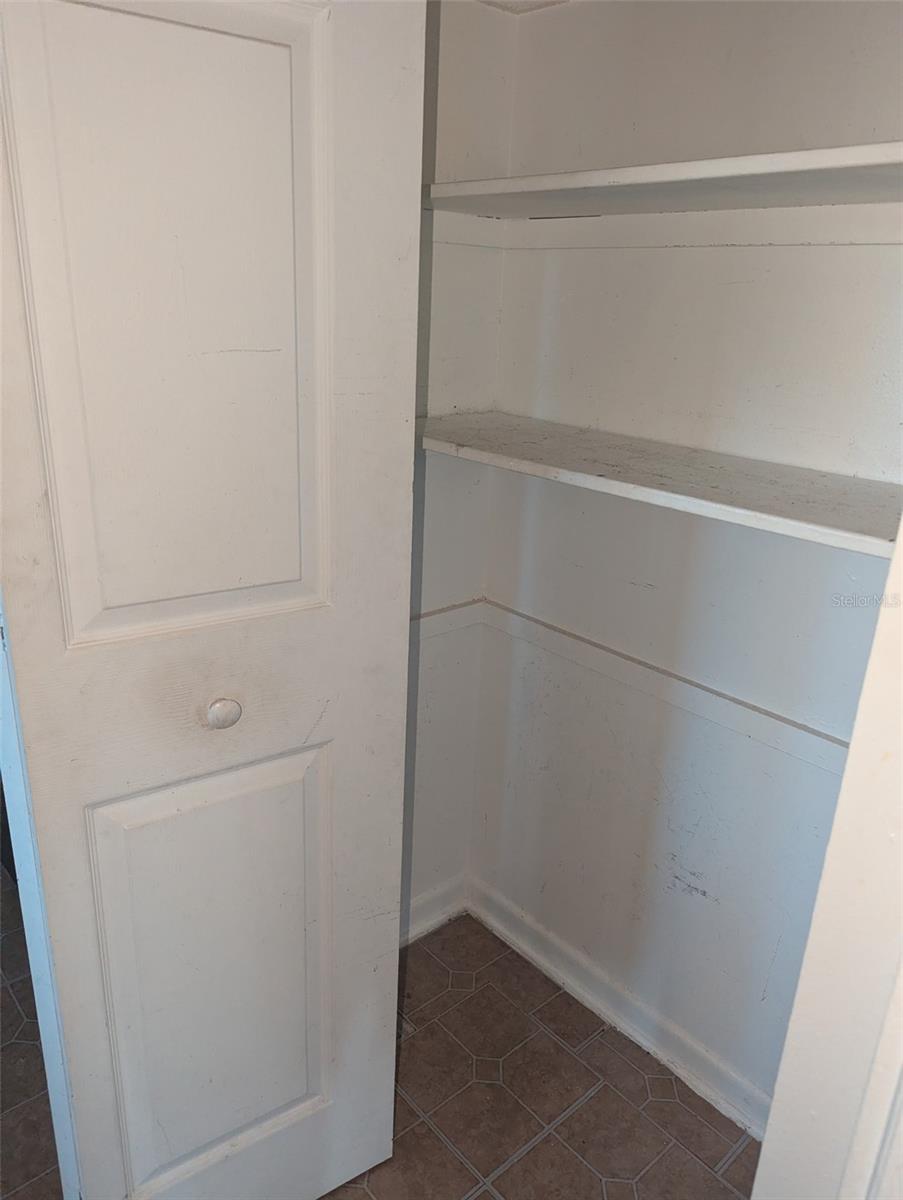 5885 DAHLIA  APT 209 DR #18, ORLANDO, FL, 32807