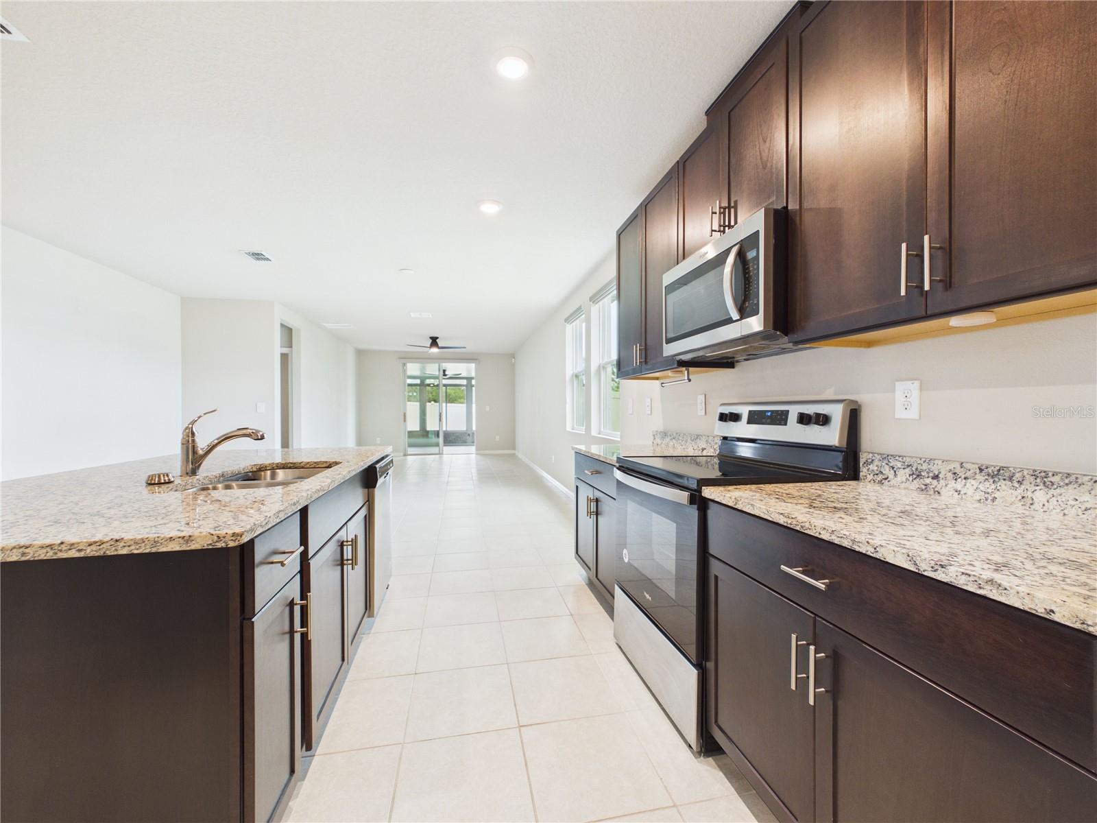 38707 FINN CLOVER LN, ZEPHYRHILLS, FL, 33540