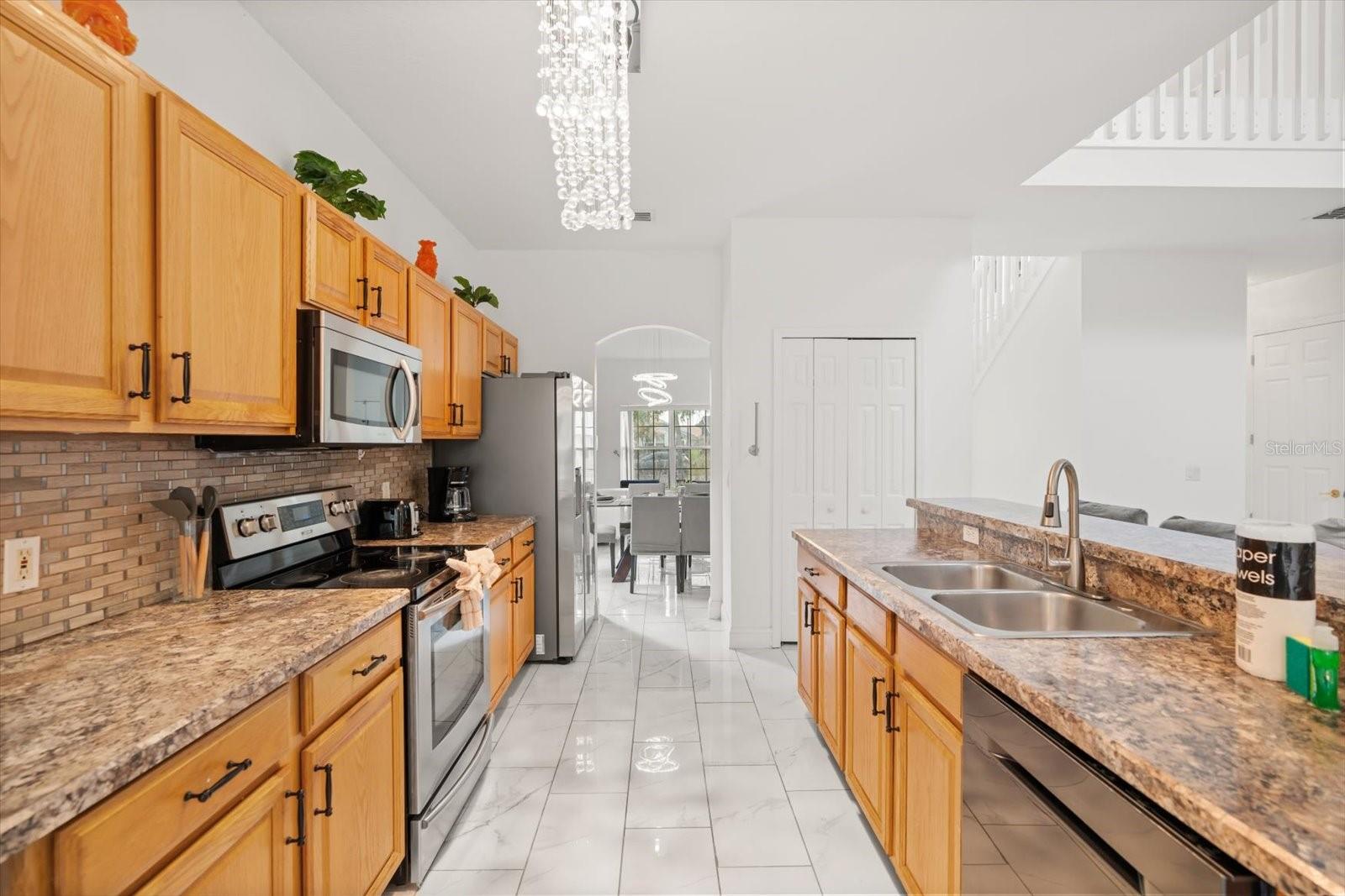 4722 CUMBRIAN LAKES DR, KISSIMMEE, FL, 34746