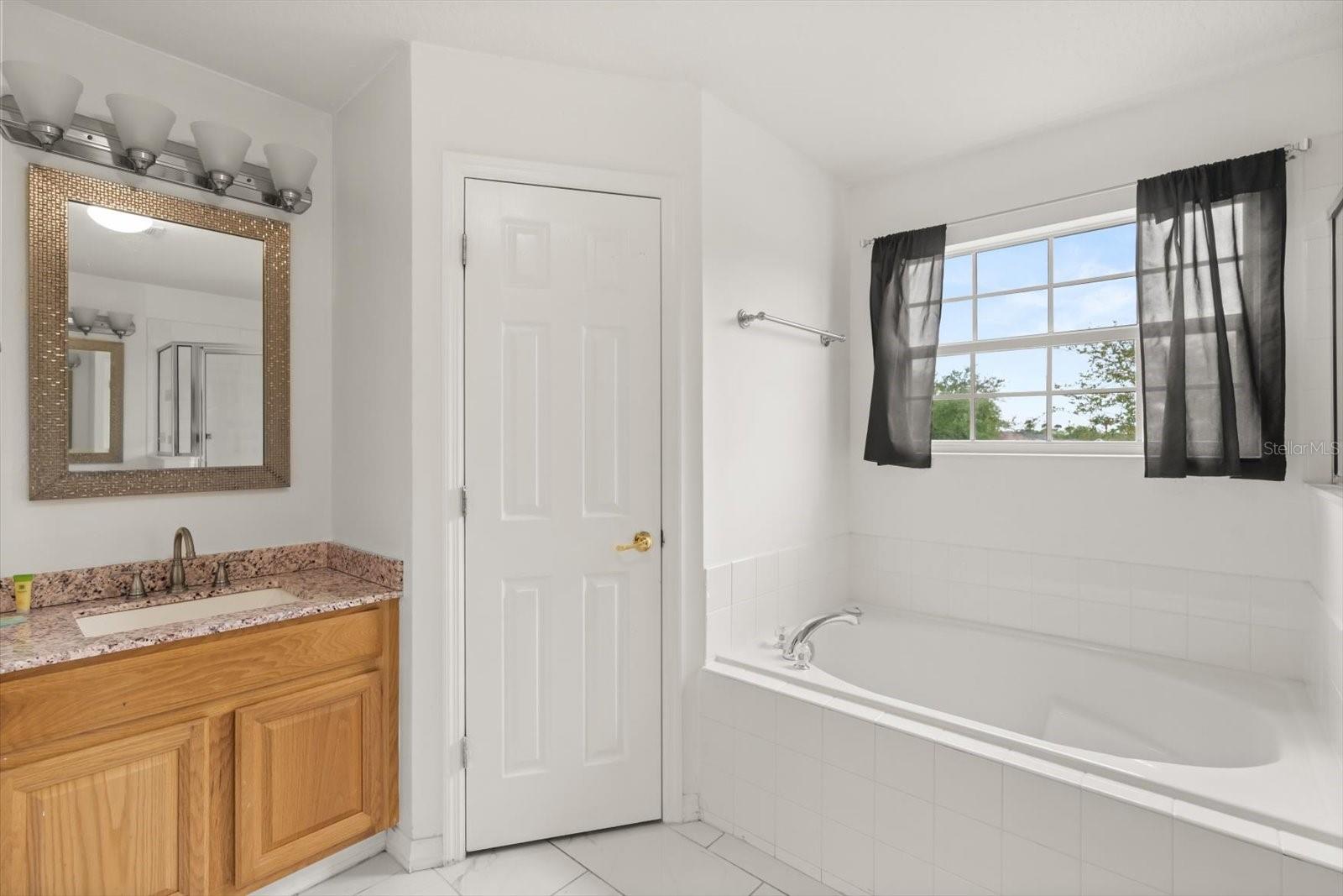 4722 CUMBRIAN LAKES DR, KISSIMMEE, FL, 34746