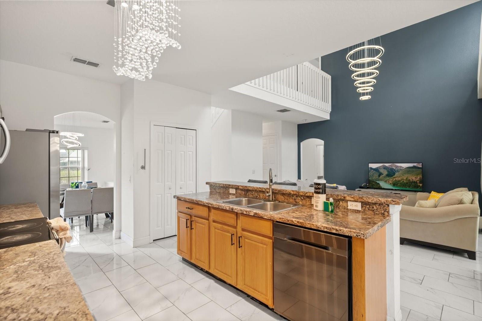 4722 CUMBRIAN LAKES DR, KISSIMMEE, FL, 34746