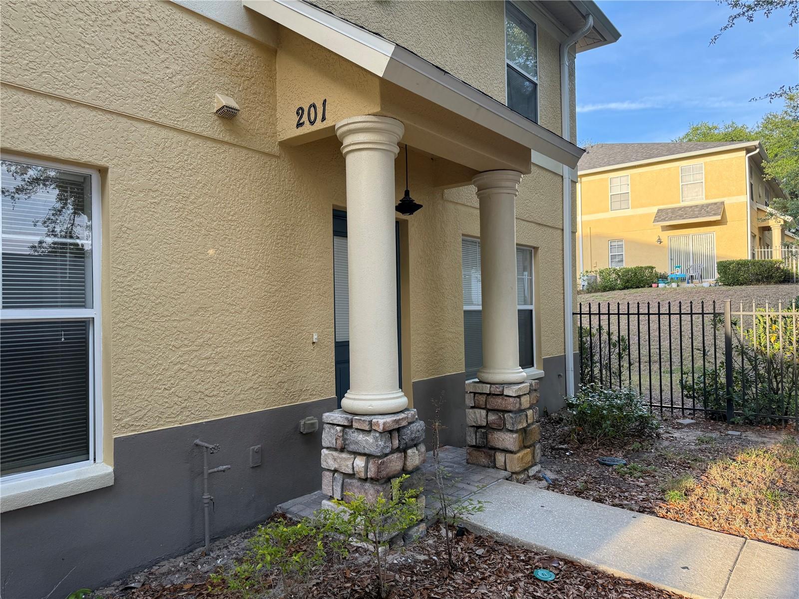 201 DRAW BRIDGE LN, VALRICO, FL, 33594