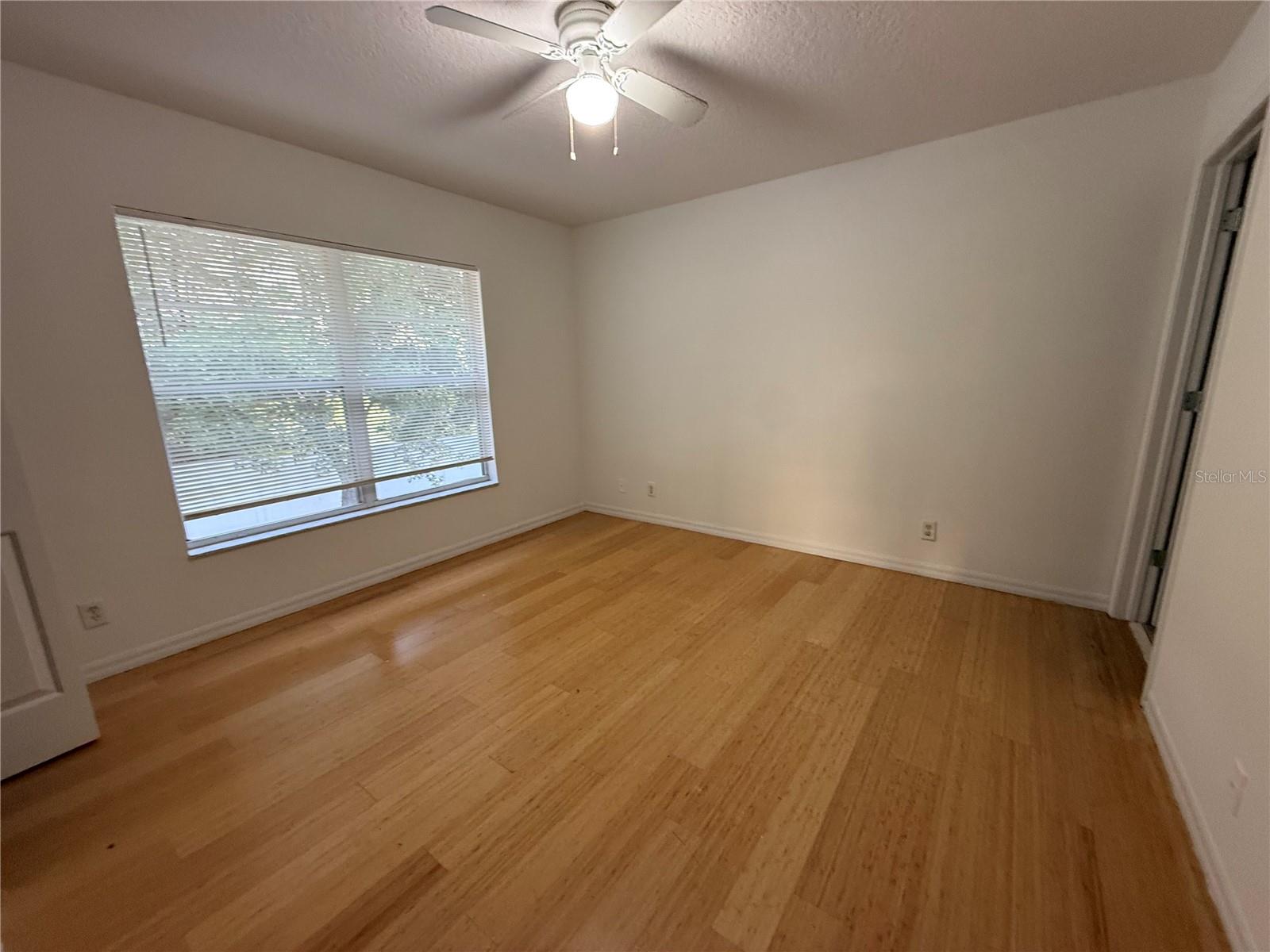 201 DRAW BRIDGE LN, VALRICO, FL, 33594