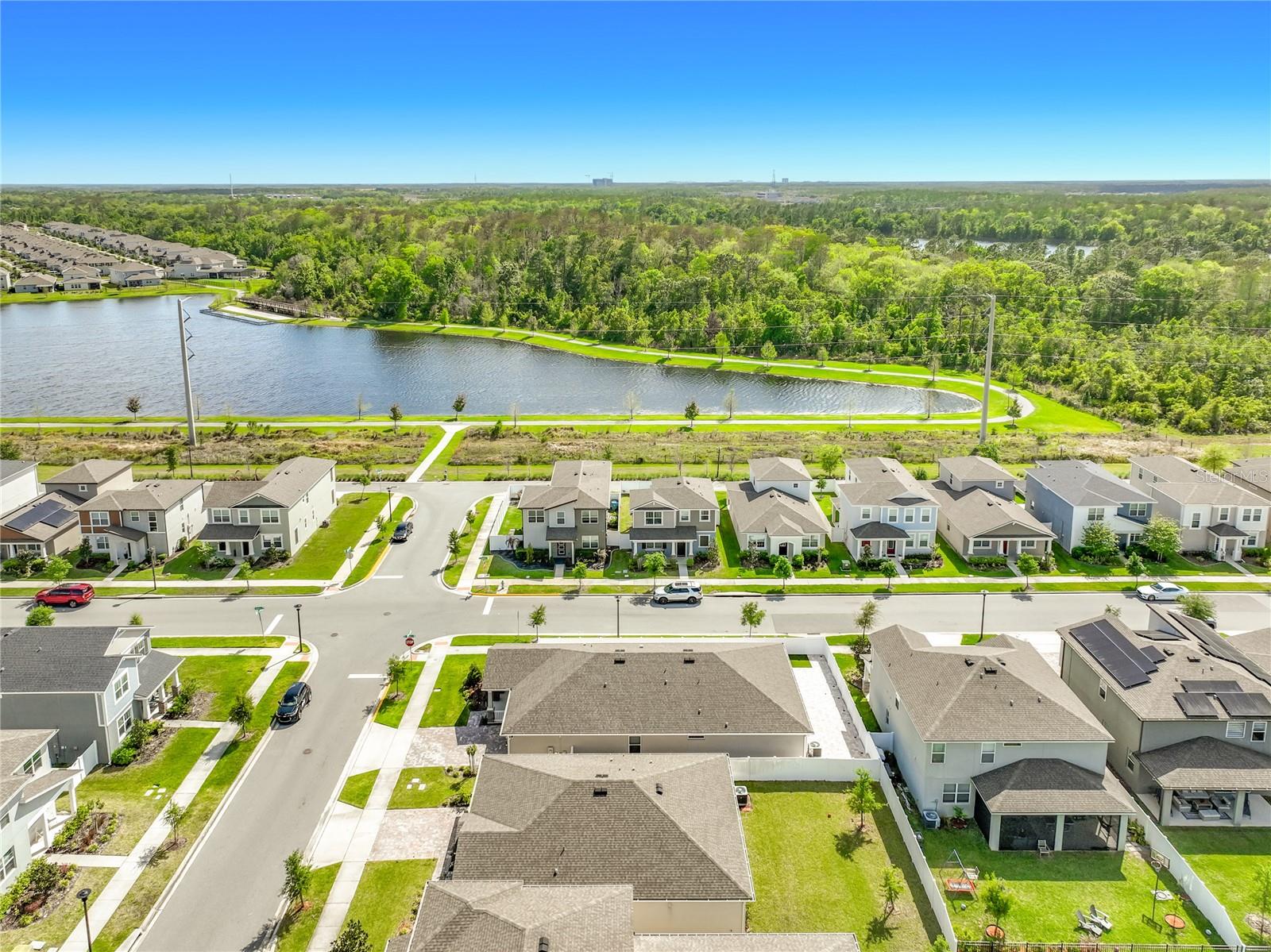 8560 COMPASS POINT AVE, ORLANDO, FL, 32832