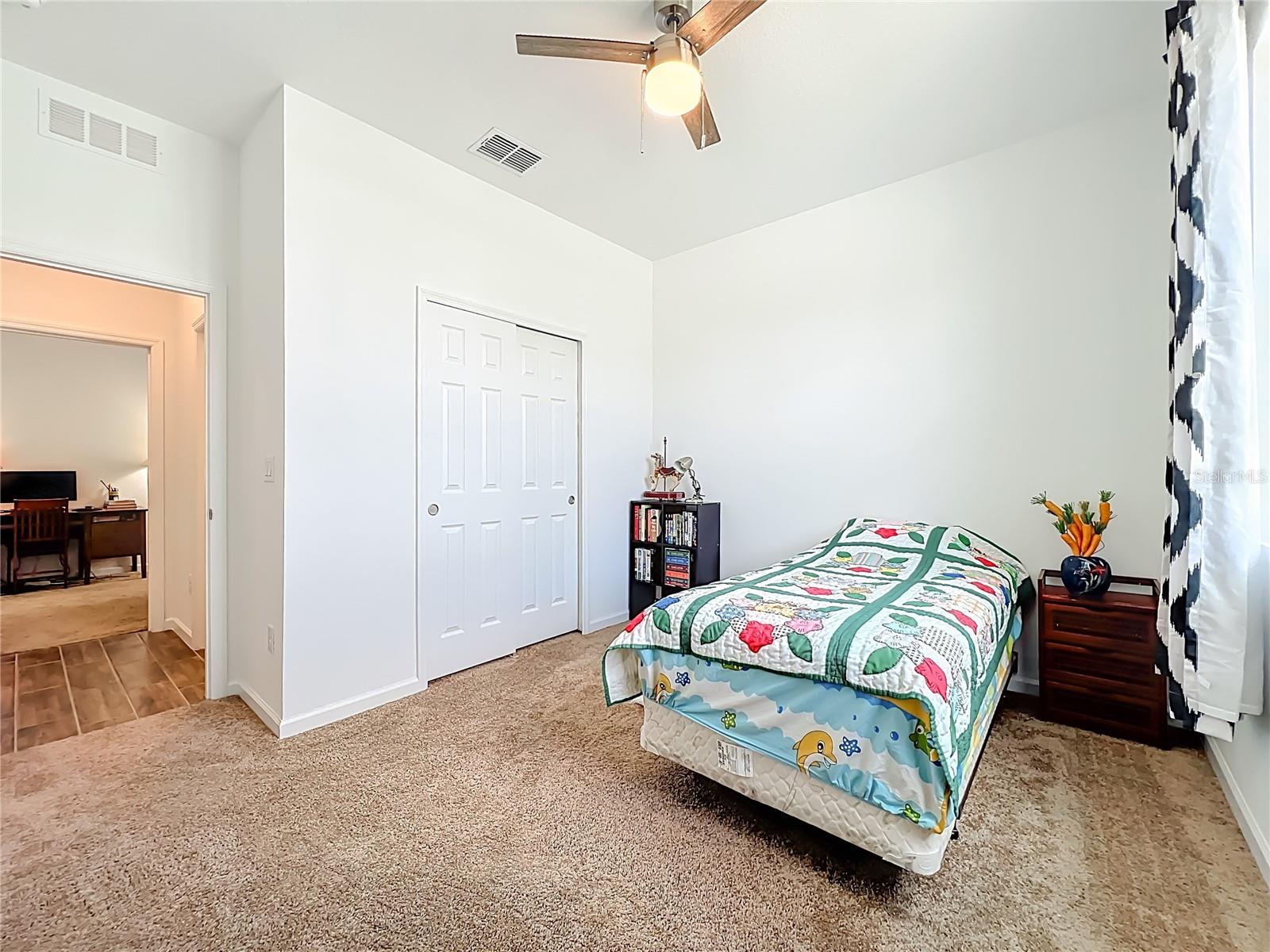 8560 COMPASS POINT AVE, ORLANDO, FL, 32832