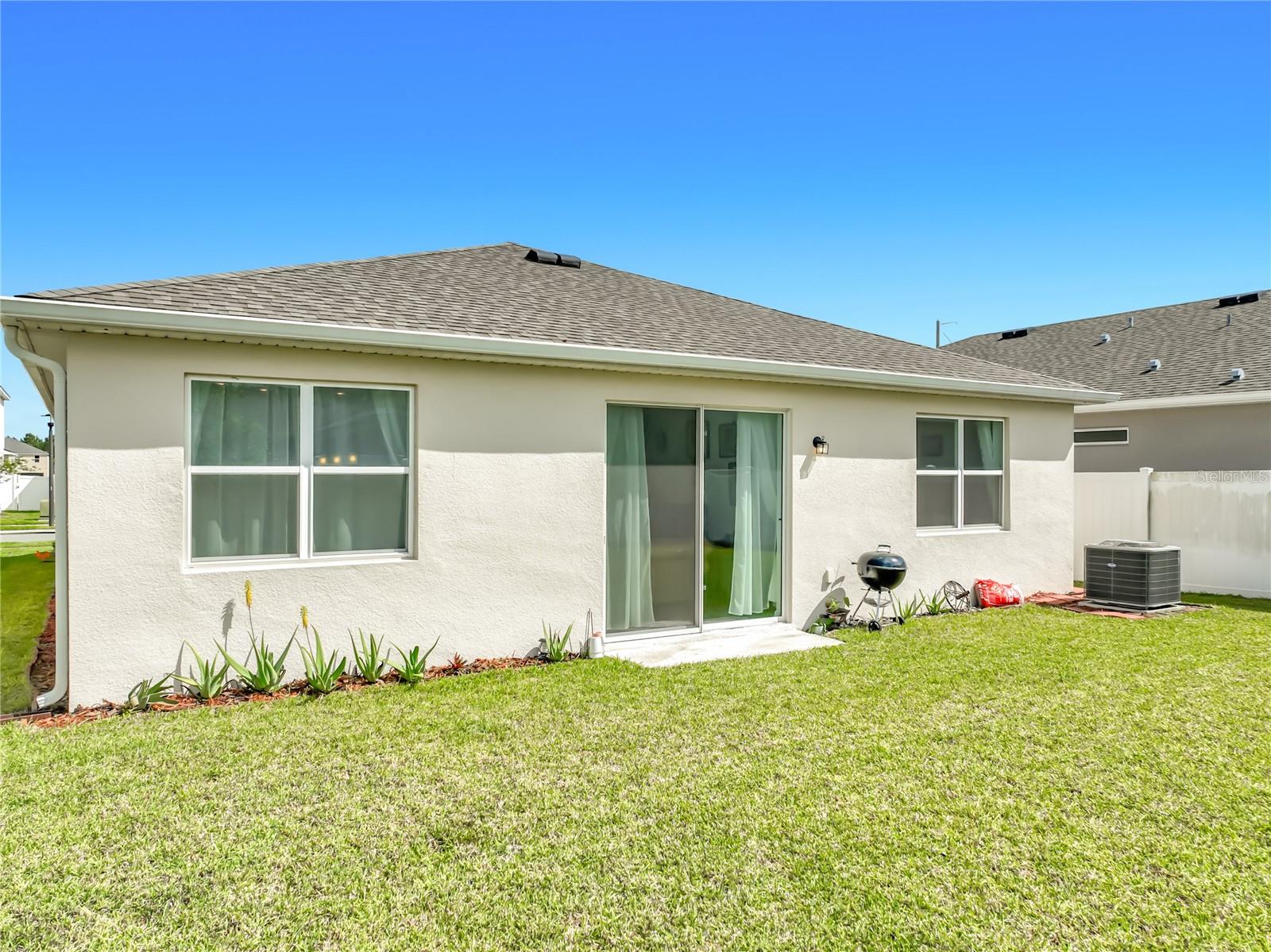 8560 COMPASS POINT AVE, ORLANDO, FL, 32832