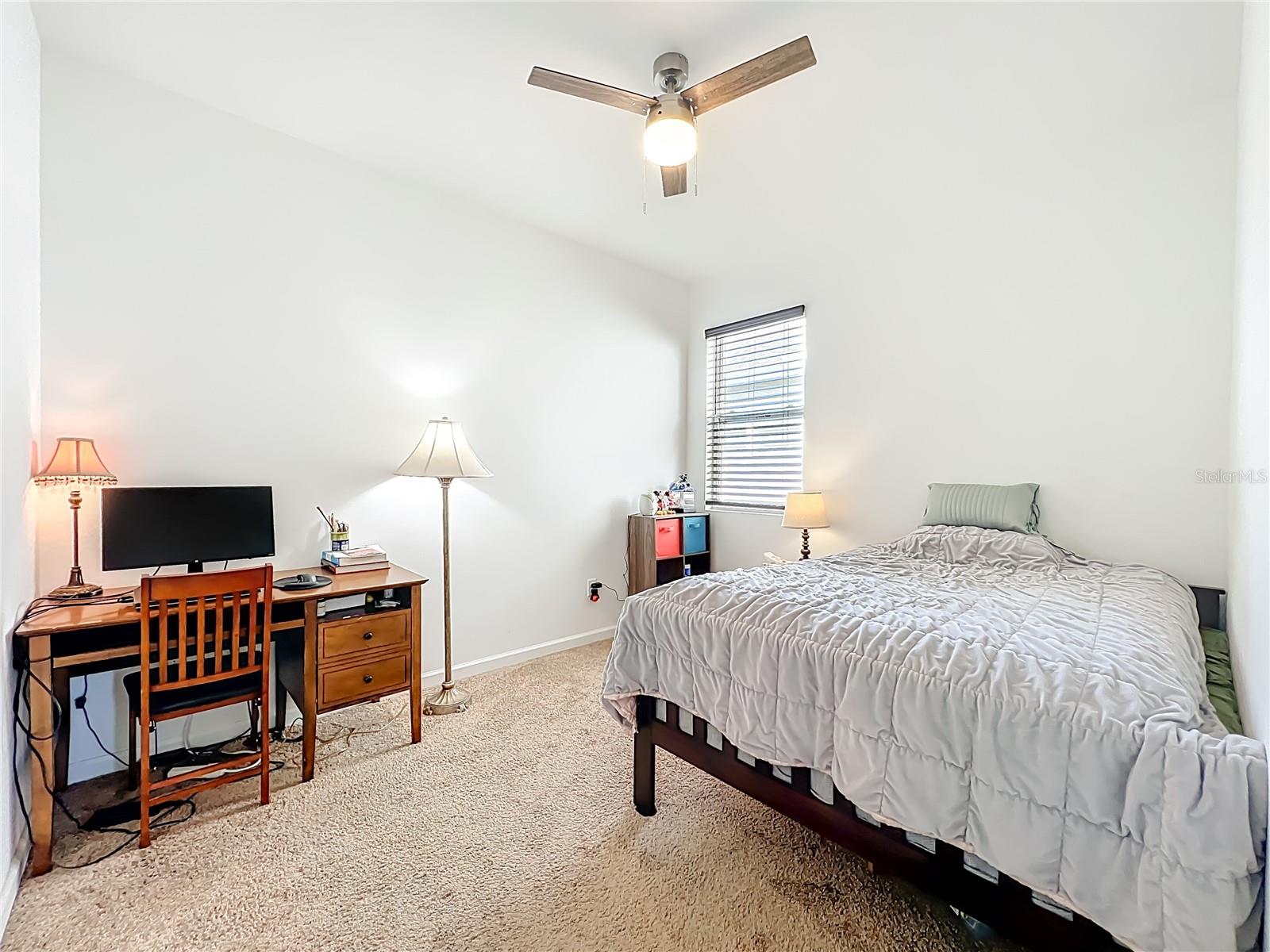 8560 COMPASS POINT AVE, ORLANDO, FL, 32832