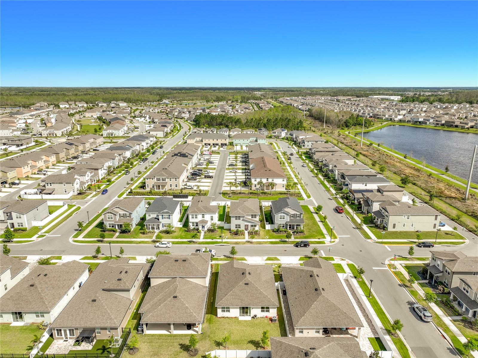 8560 COMPASS POINT AVE, ORLANDO, FL, 32832