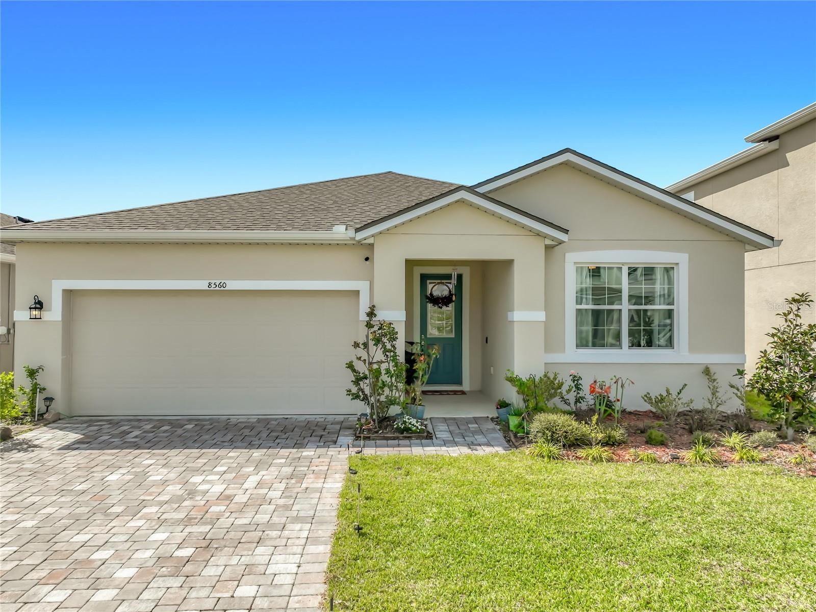 8560 COMPASS POINT AVE, ORLANDO, FL, 32832