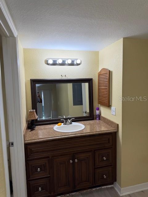 400 S HOWARD AVE, LAKELAND, FL, 33815