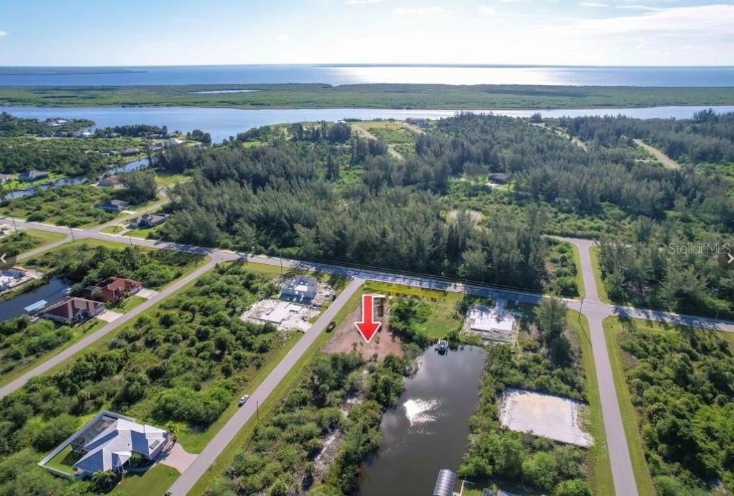 15794 APPLEWHITE CIR, PORT CHARLOTTE, FL, 33981