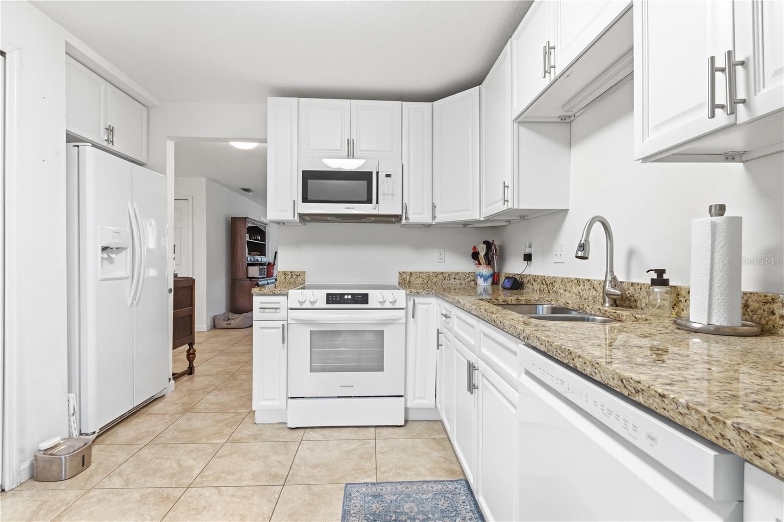 514 LONGFELLOW COURT #B, SAFETY HARBOR, FL, 34695