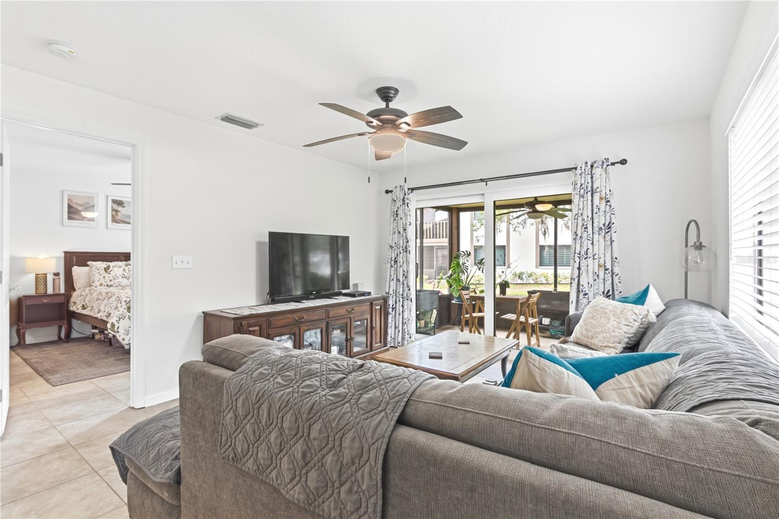 514 LONGFELLOW COURT #B, SAFETY HARBOR, FL, 34695