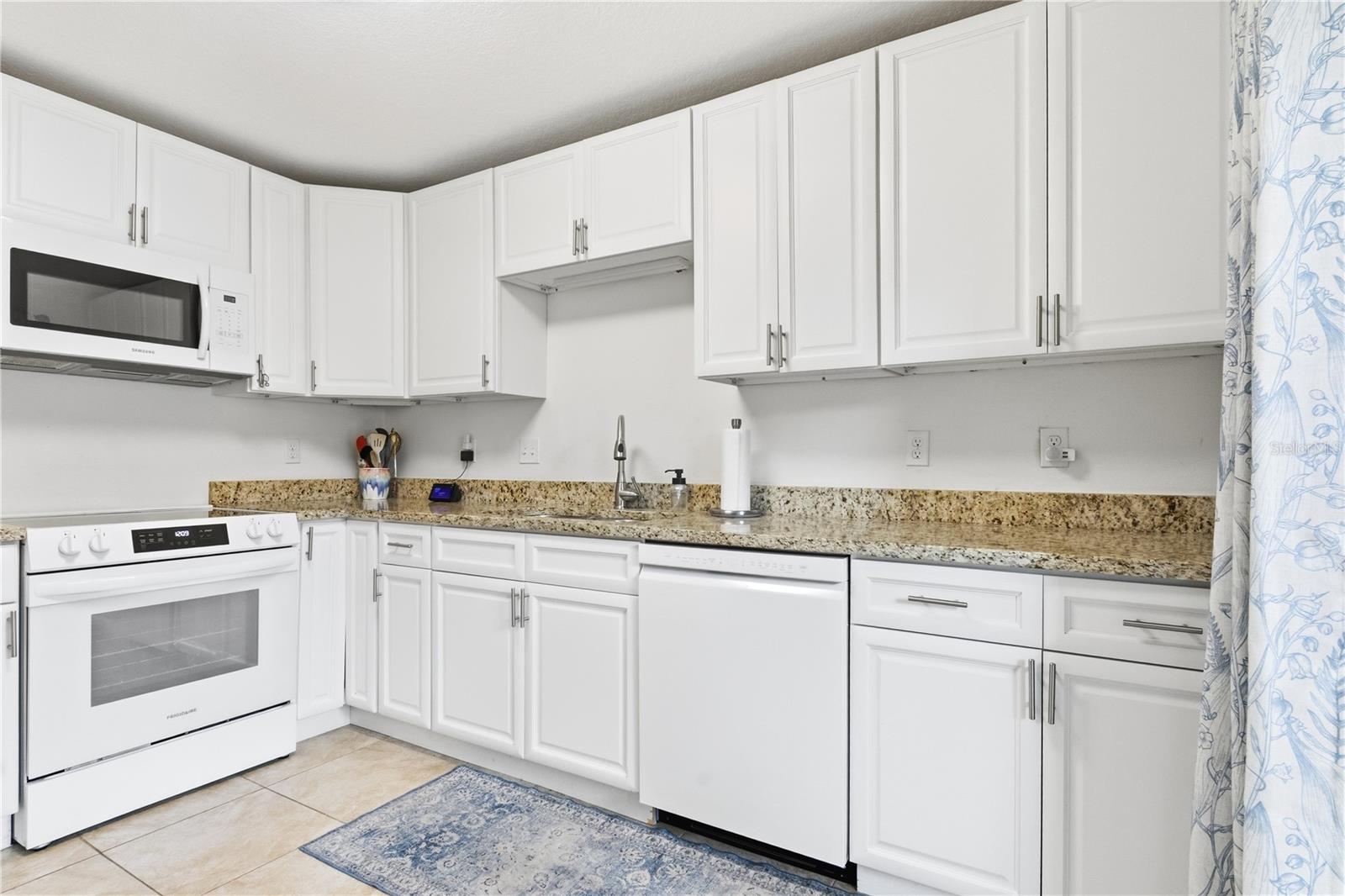 514 LONGFELLOW COURT #B, SAFETY HARBOR, FL, 34695