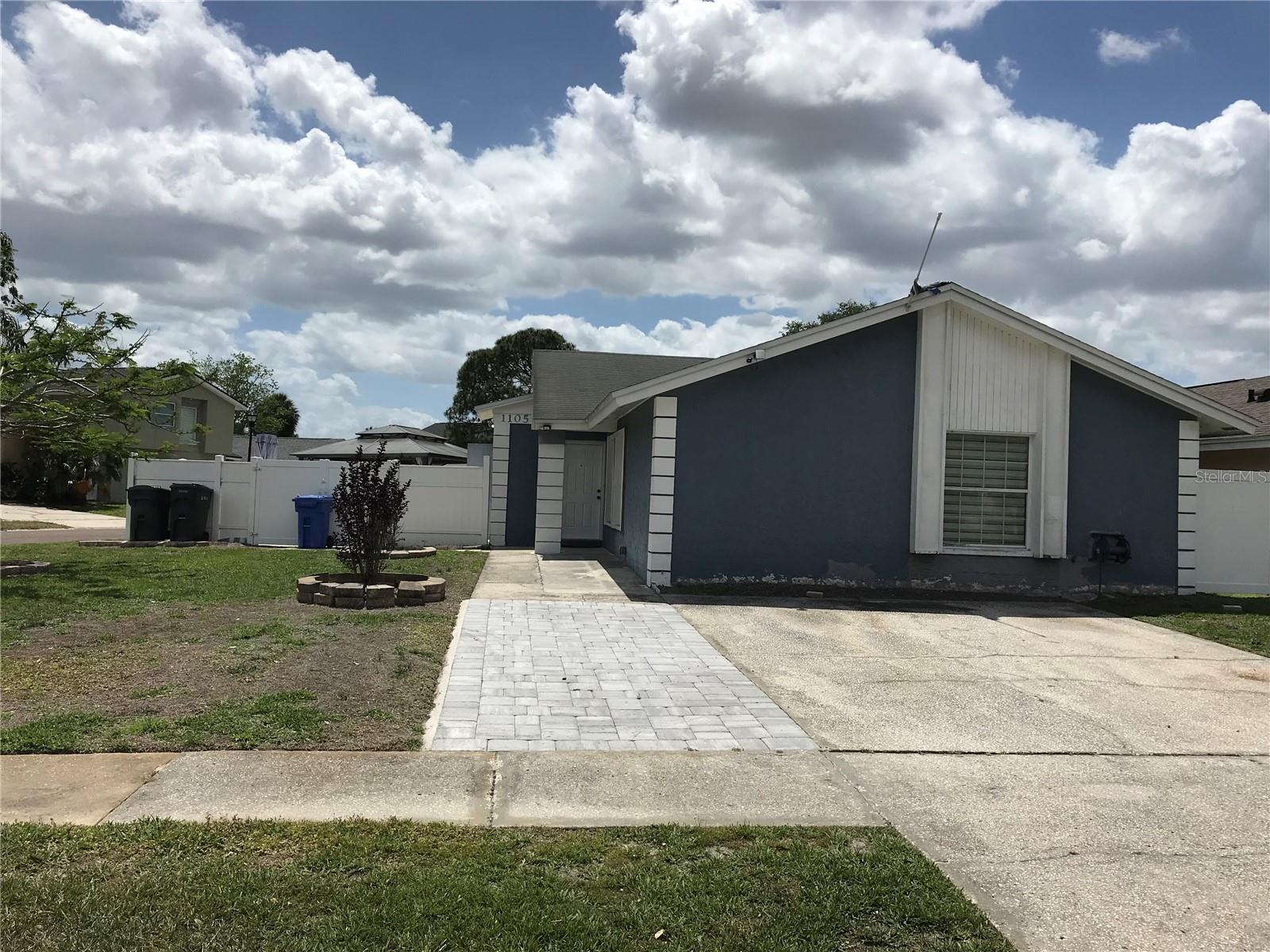 11059 SPRINGRIDGE DR, TAMPA, FL, 33624