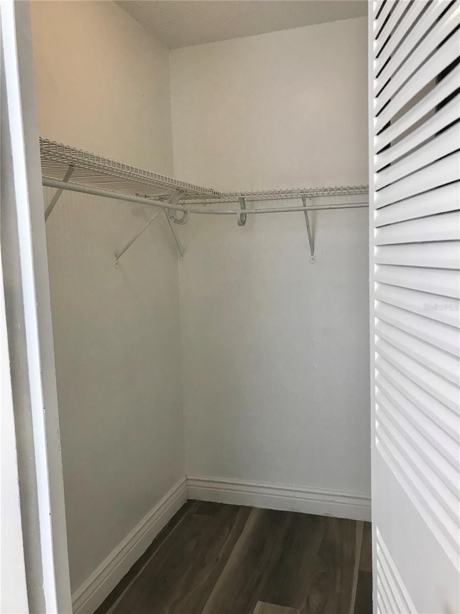 11059 SPRINGRIDGE DR, TAMPA, FL, 33624