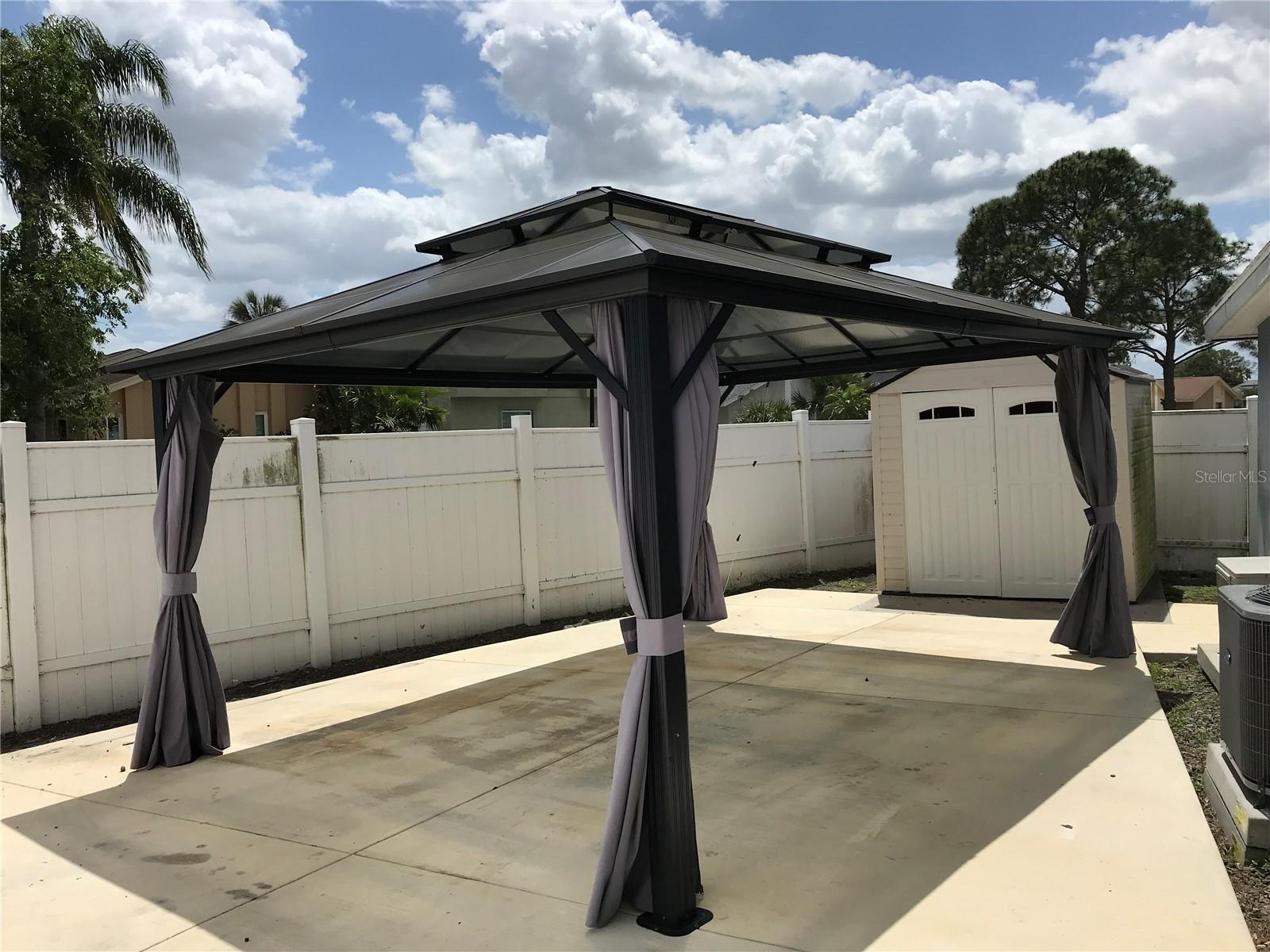 11059 SPRINGRIDGE DR, TAMPA, FL, 33624