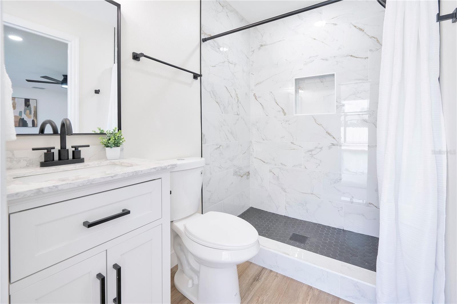 510 ROOKS RD, SEFFNER, FL, 33584