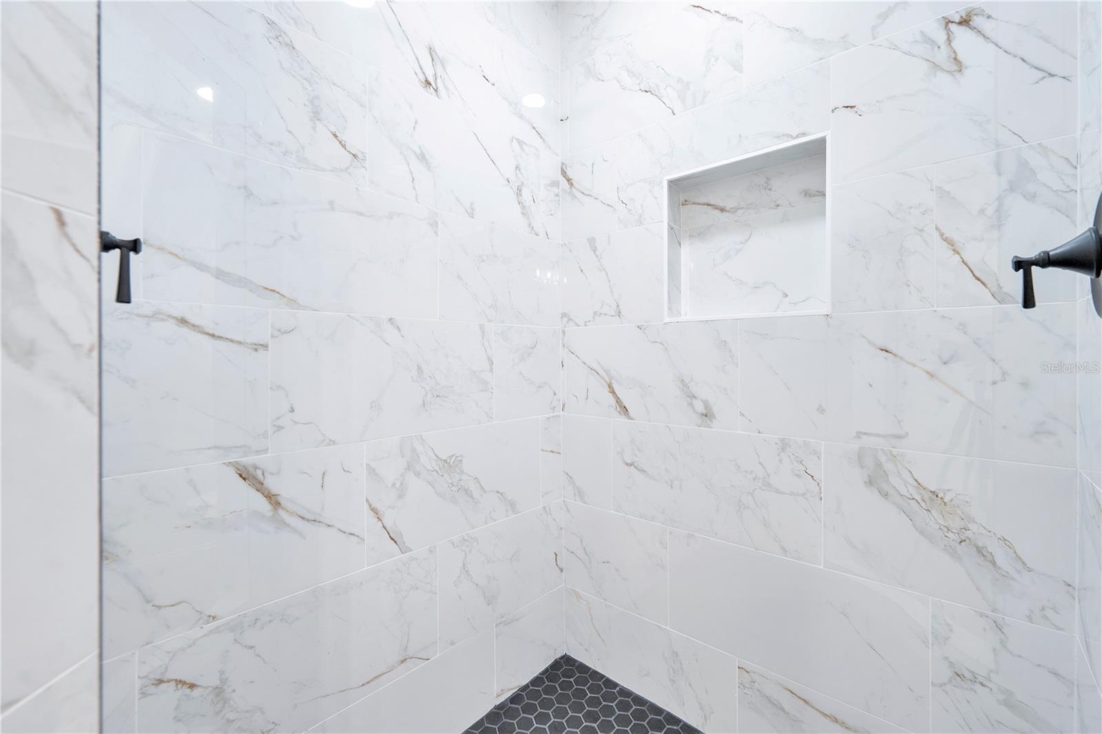 510 ROOKS RD, SEFFNER, FL, 33584