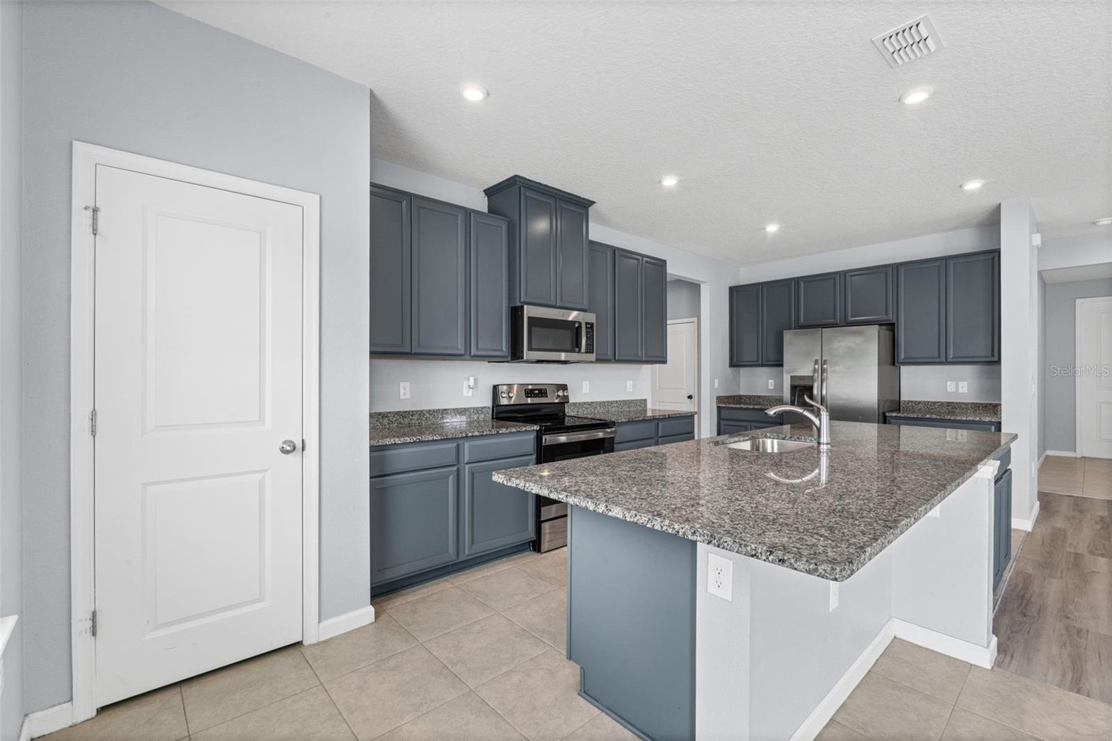 1512 TAN TARA TRL, JACKSONVILLE, FL, 32221