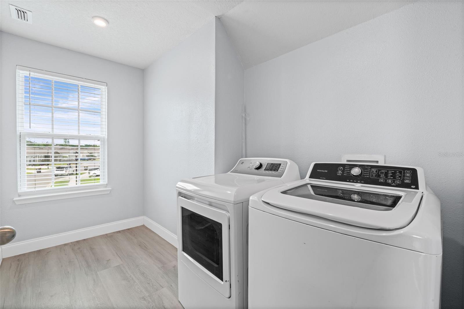 1512 TAN TARA TRL, JACKSONVILLE, FL, 32221