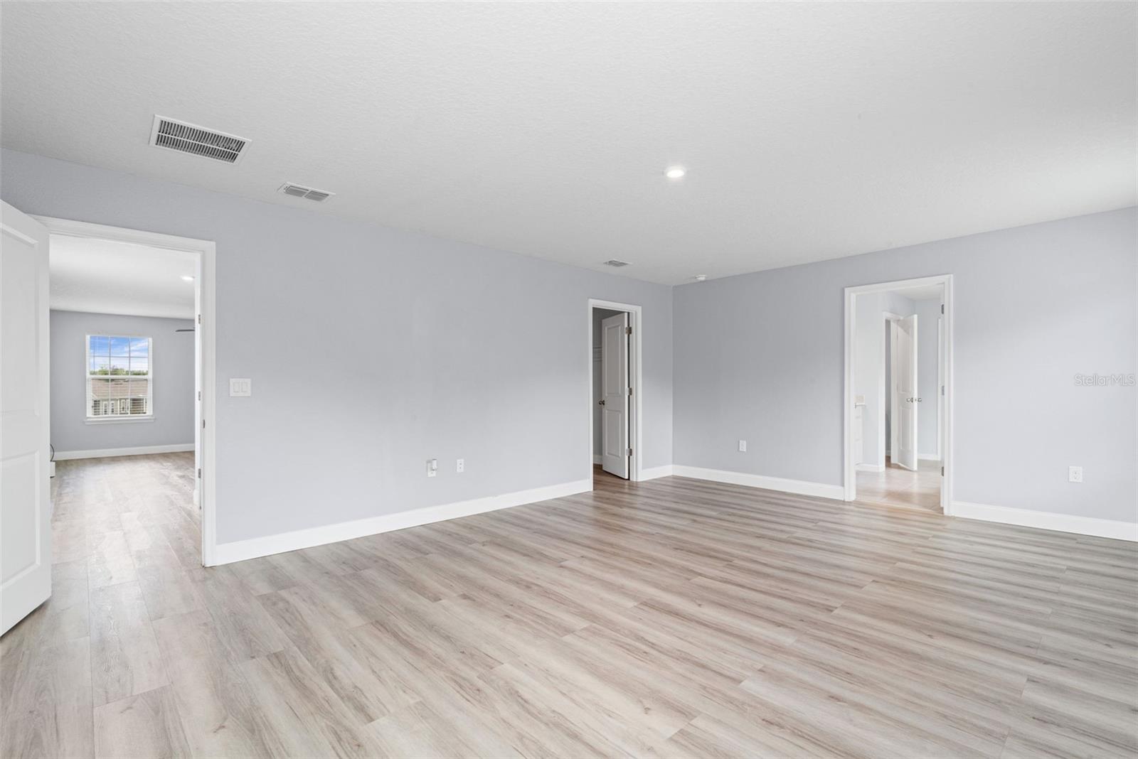 1512 TAN TARA TRL, JACKSONVILLE, FL, 32221