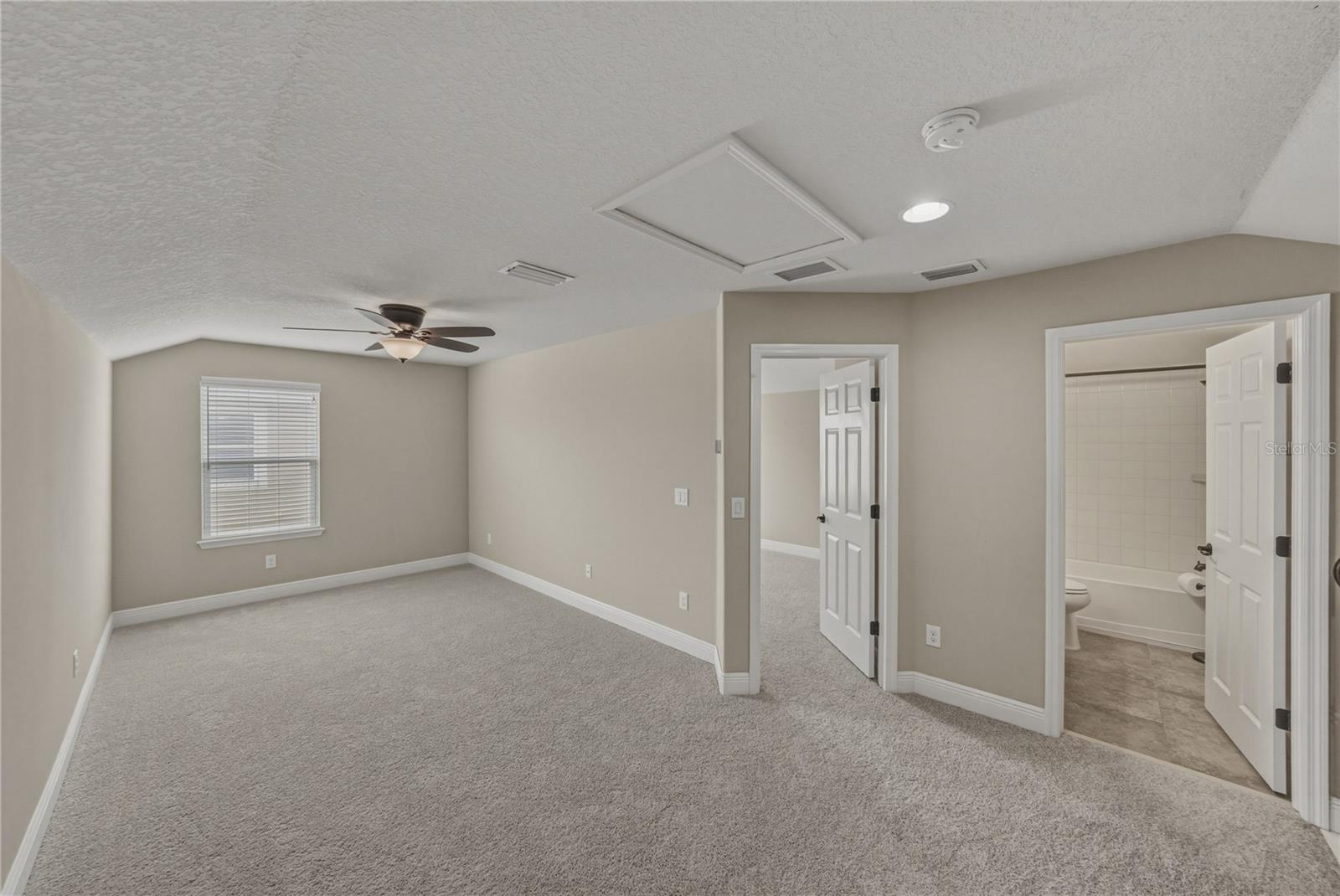 19099 LONG LAKE RANCH BLVD, LUTZ, FL, 33558