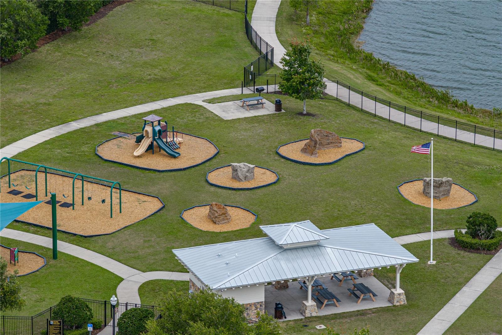 19099 LONG LAKE RANCH BLVD, LUTZ, FL, 33558