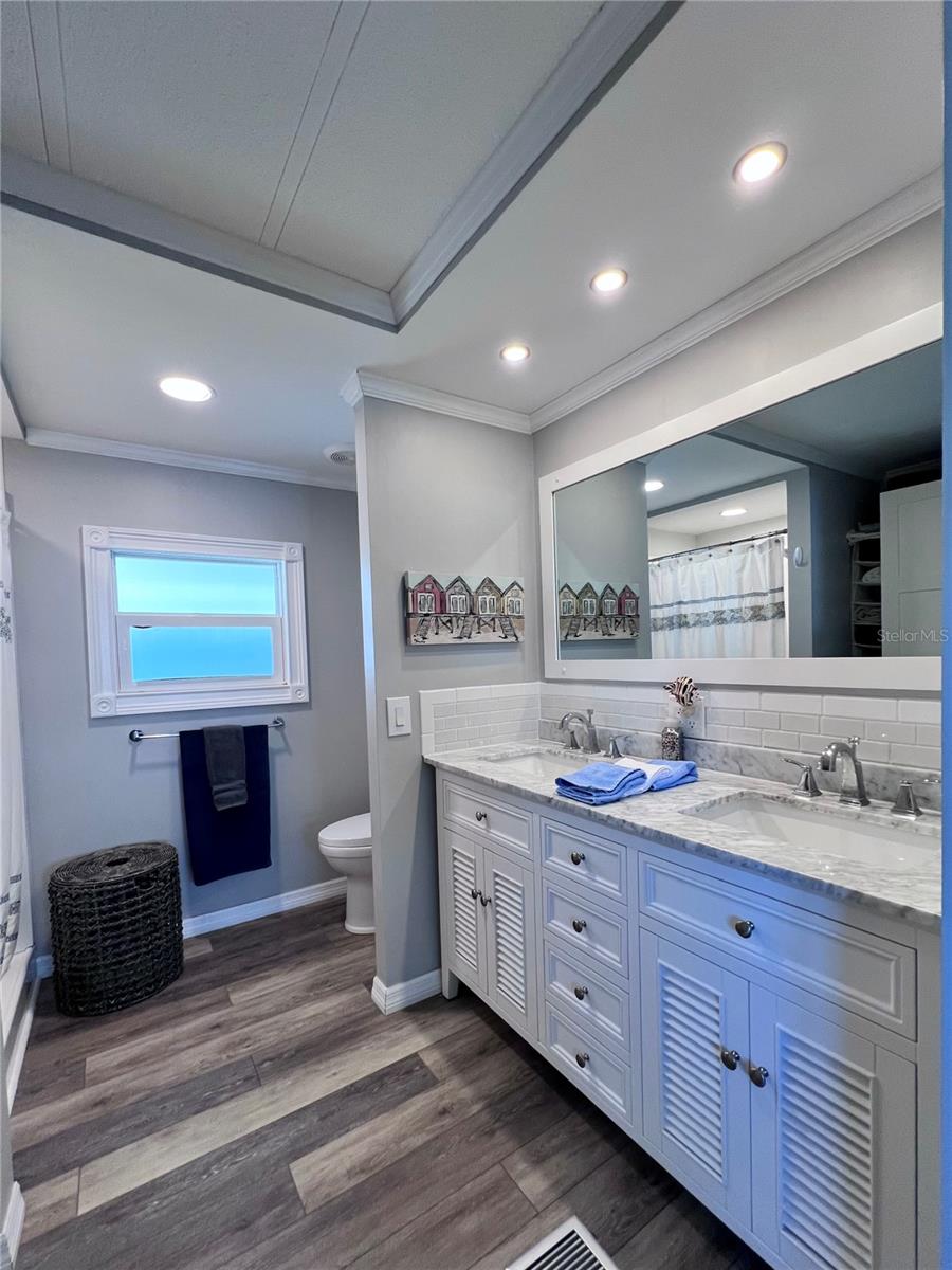 1100 BELCHER RD S #416, LARGO, FL, 33771