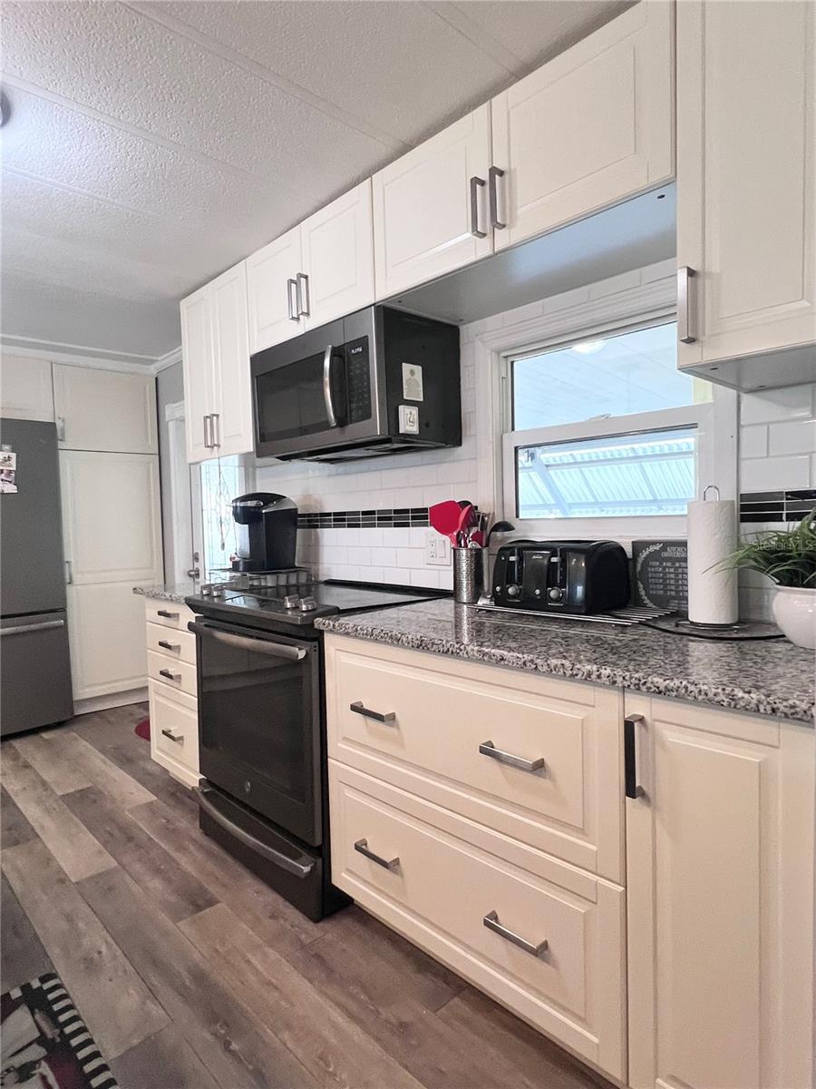 1100 BELCHER RD S #416, LARGO, FL, 33771