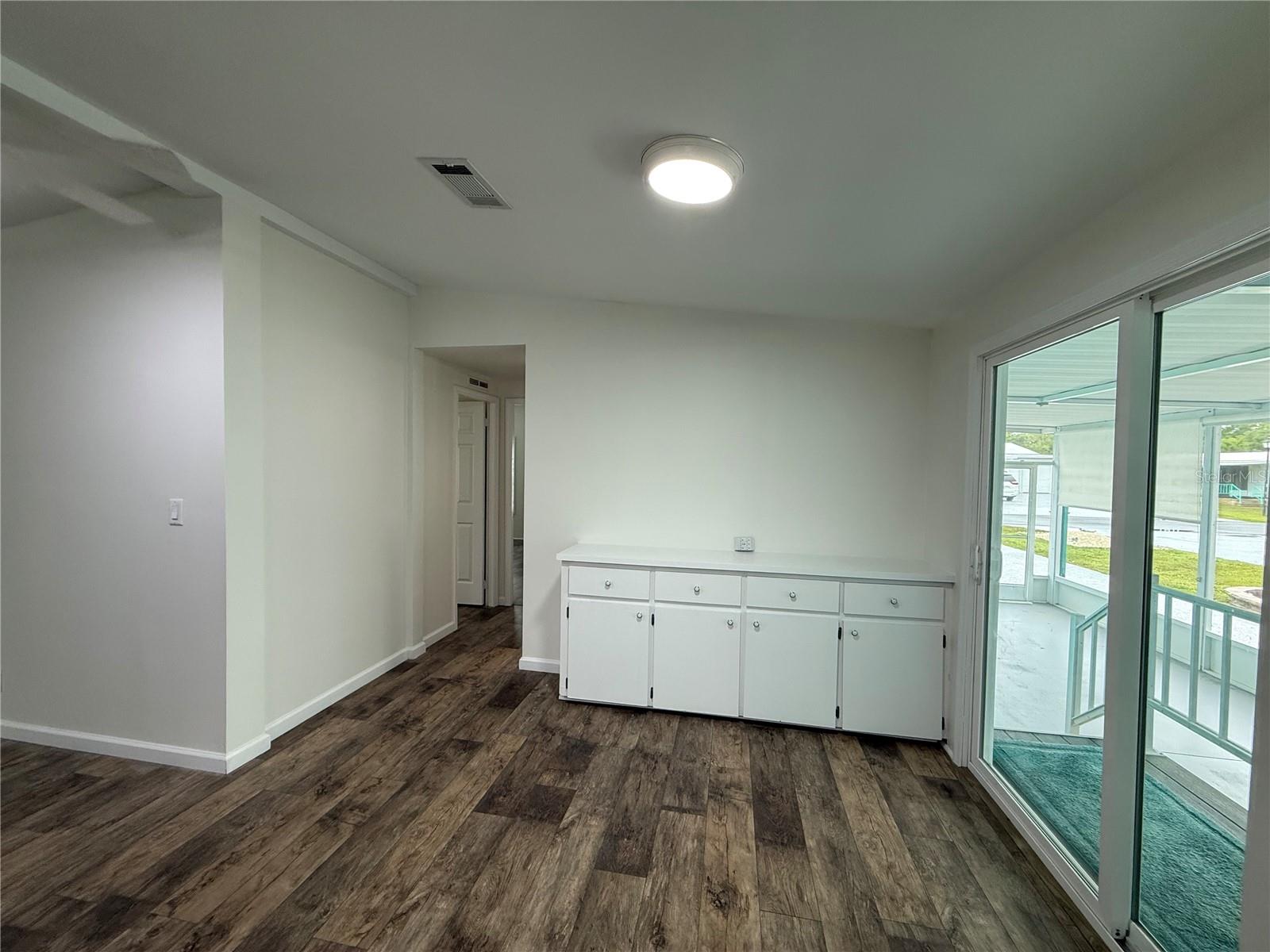 8 ROBIN RD, WILDWOOD, FL, 34785