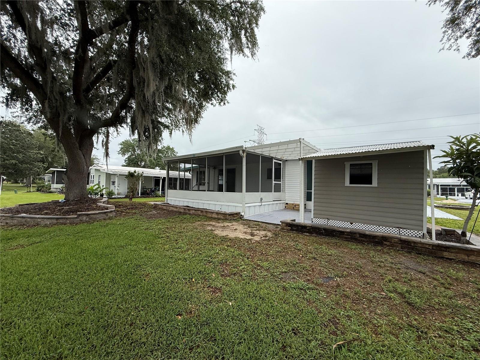 8 ROBIN RD, WILDWOOD, FL, 34785