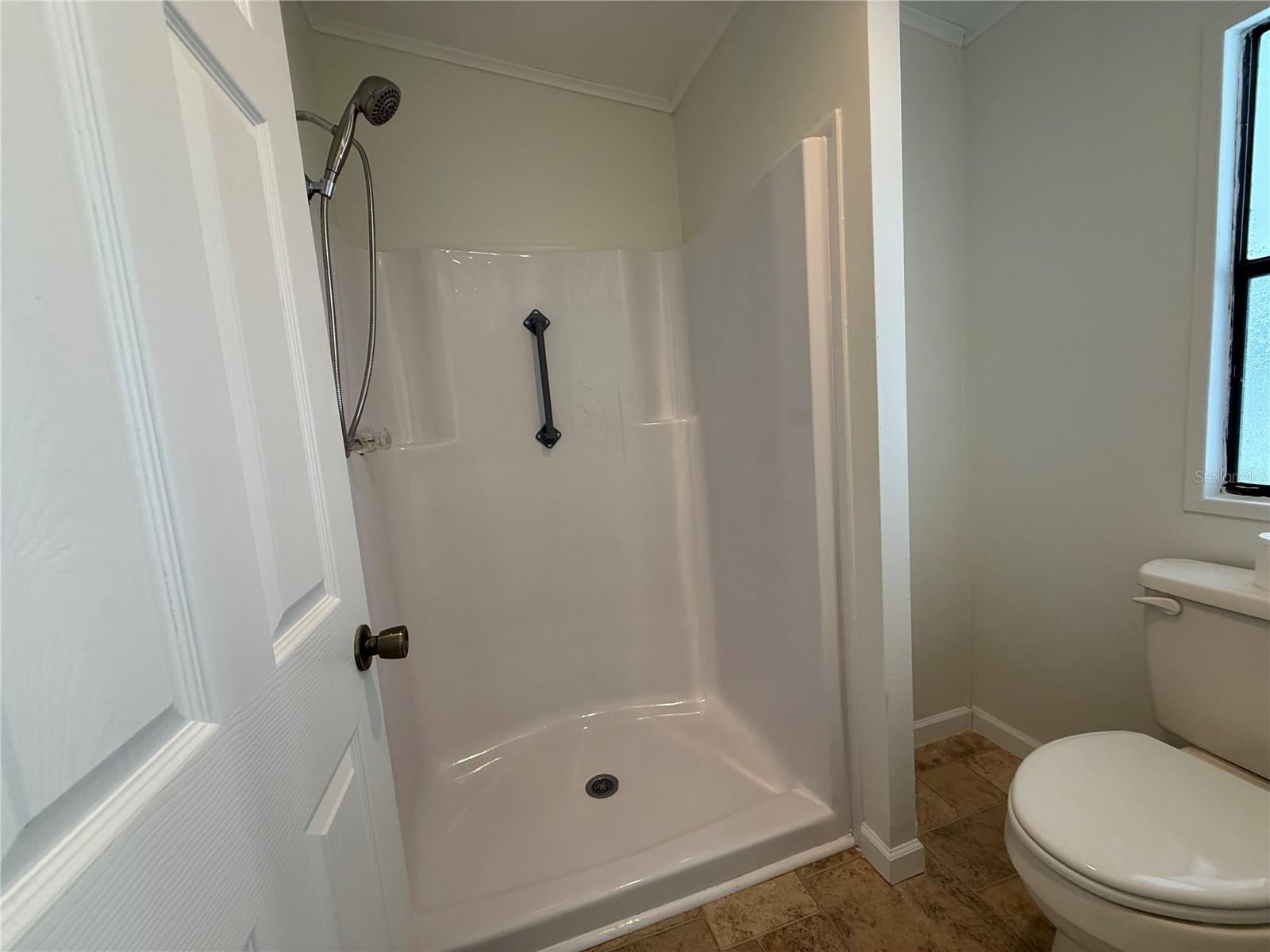 8 ROBIN RD, WILDWOOD, FL, 34785