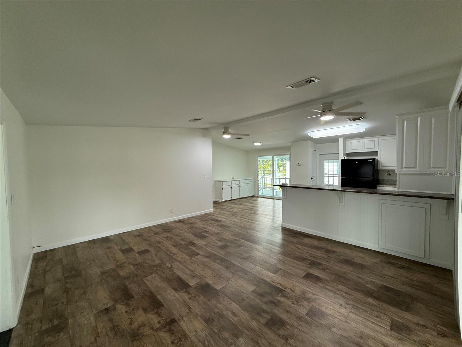8 ROBIN RD, WILDWOOD, FL, 34785