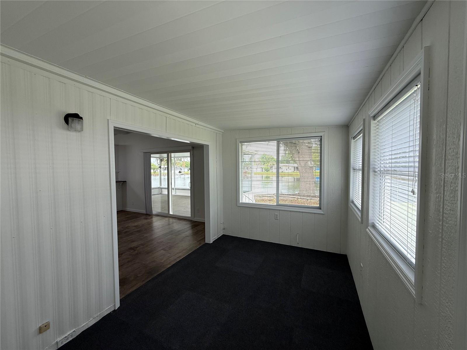 8 ROBIN RD, WILDWOOD, FL, 34785