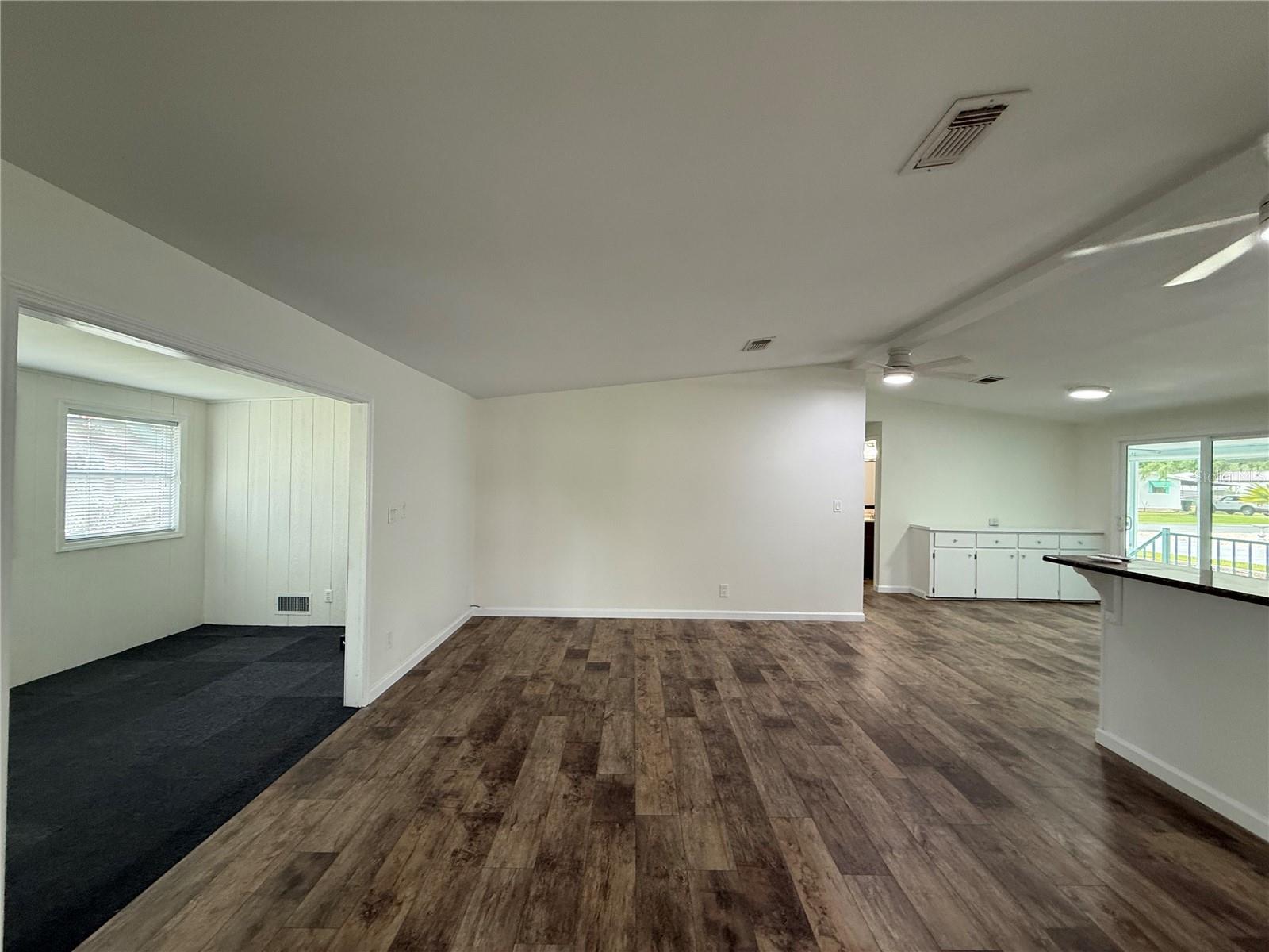 8 ROBIN RD, WILDWOOD, FL, 34785