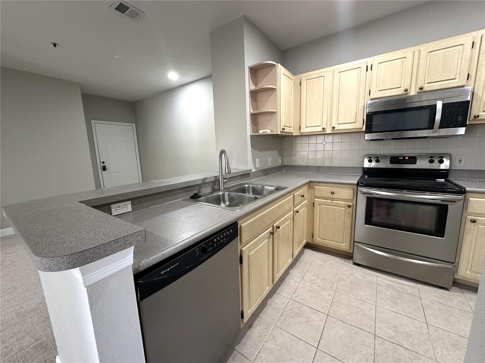 1150 LAKE SHADOW CIR #3203, MAITLAND, FL, 32751