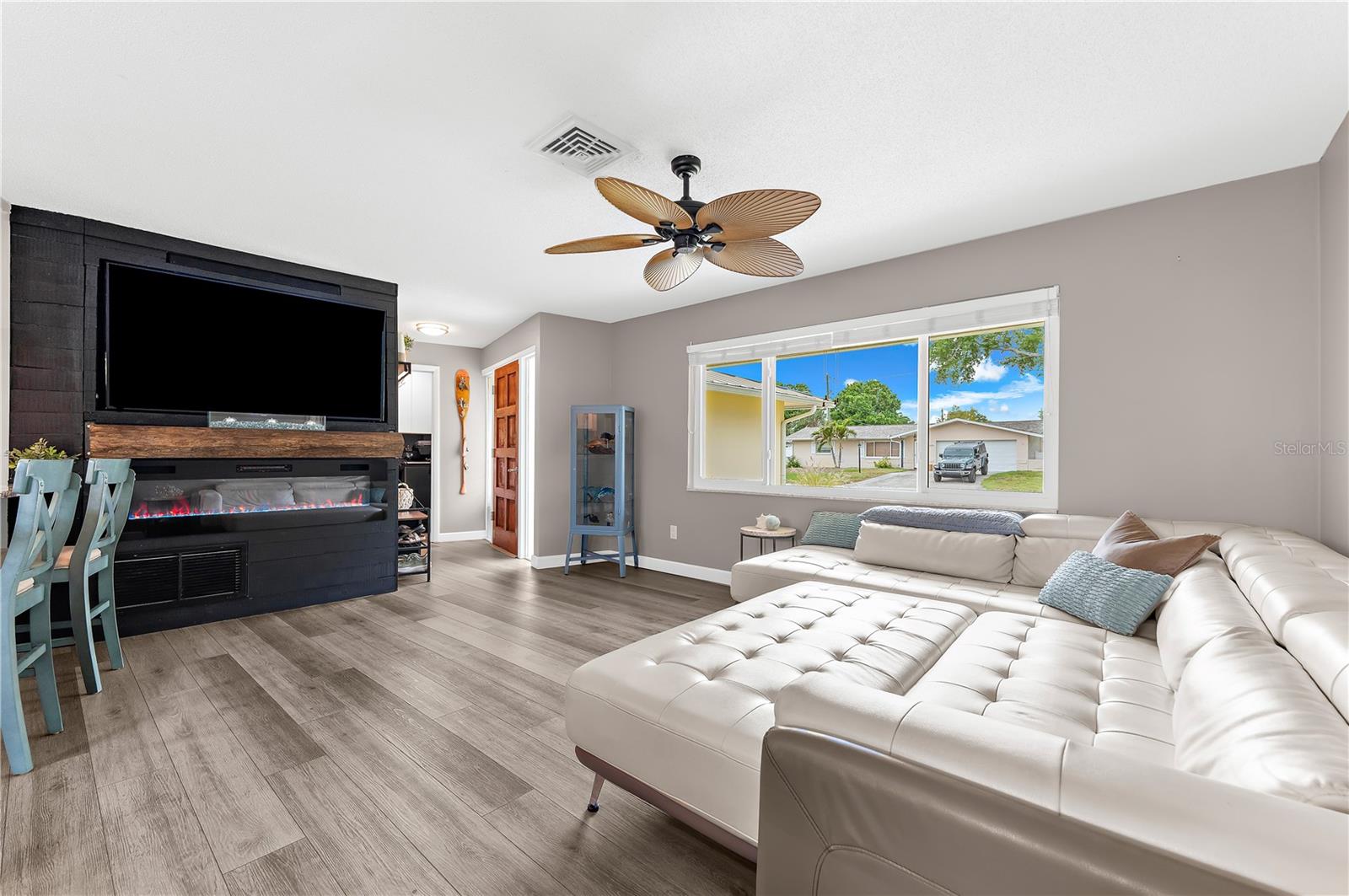 1467 CAMBRIDGE DR, CLEARWATER, FL, 33756