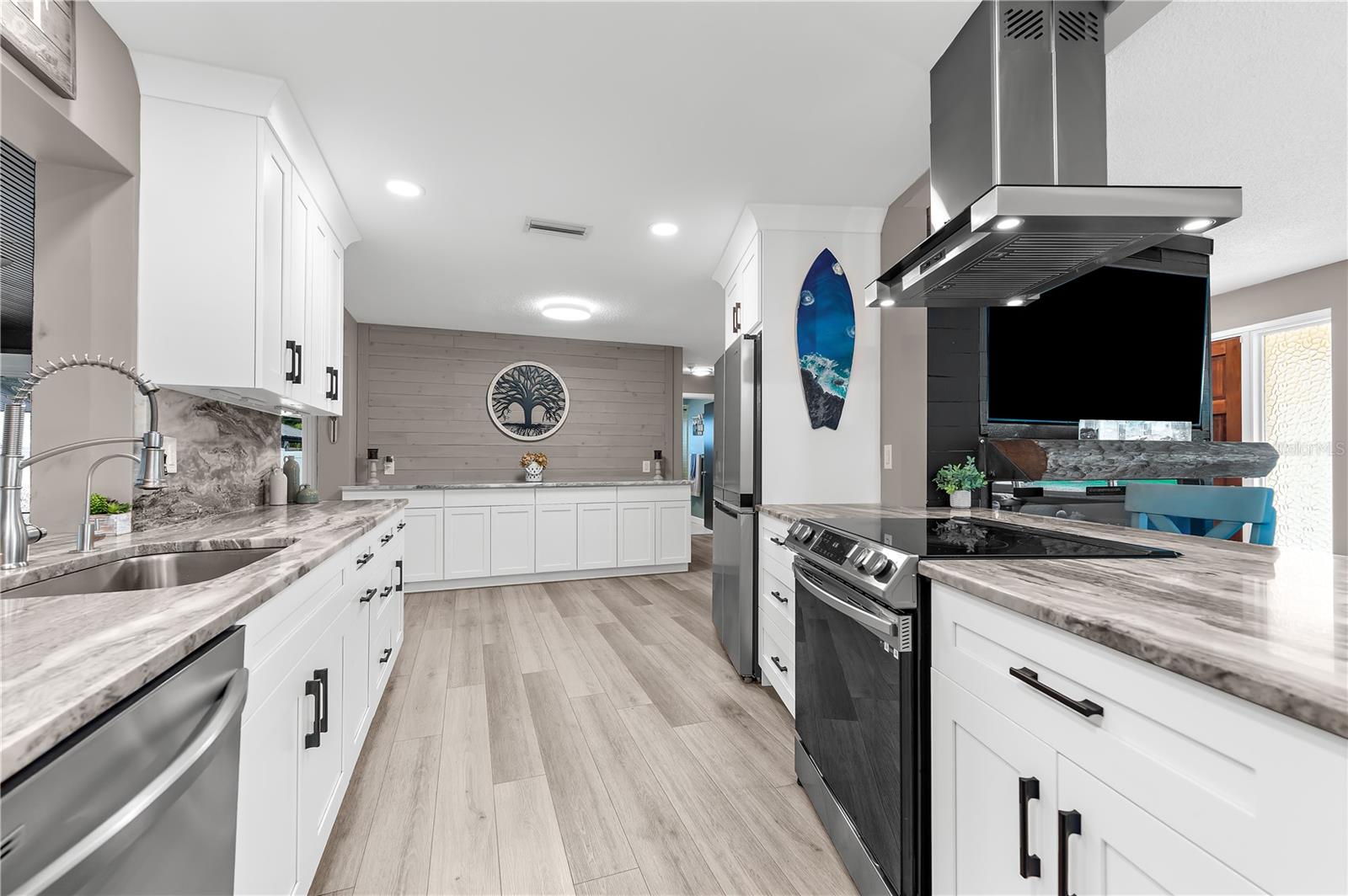 1467 CAMBRIDGE DR, CLEARWATER, FL, 33756