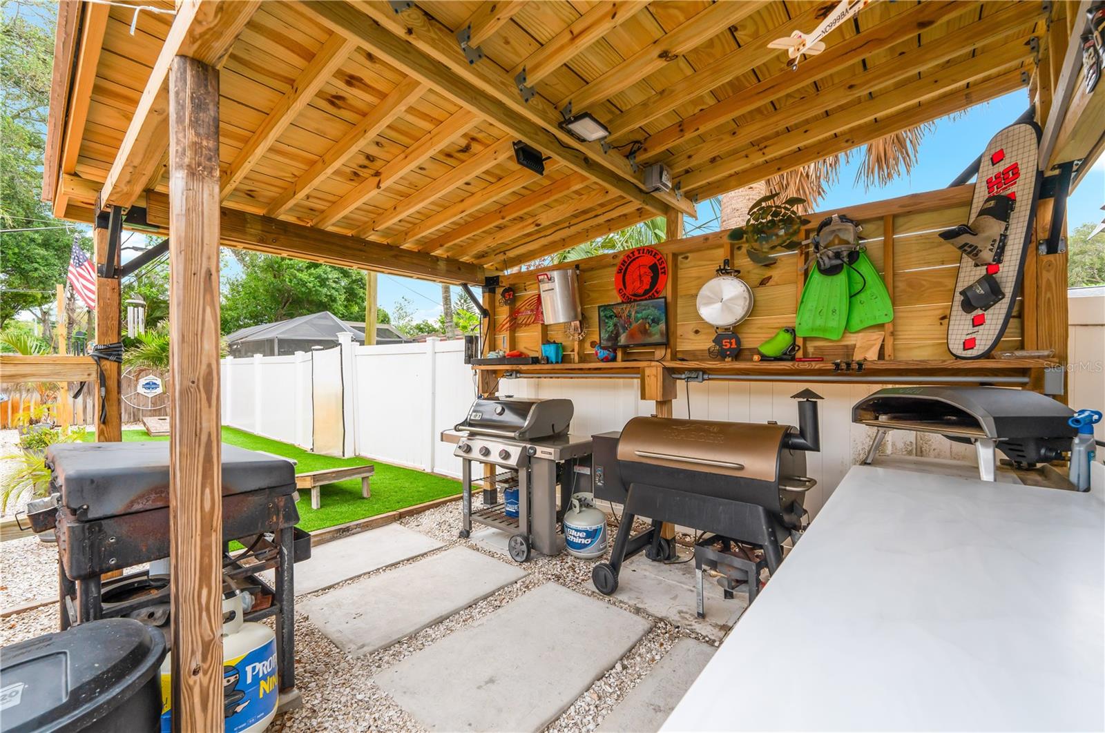 1467 CAMBRIDGE DR, CLEARWATER, FL, 33756