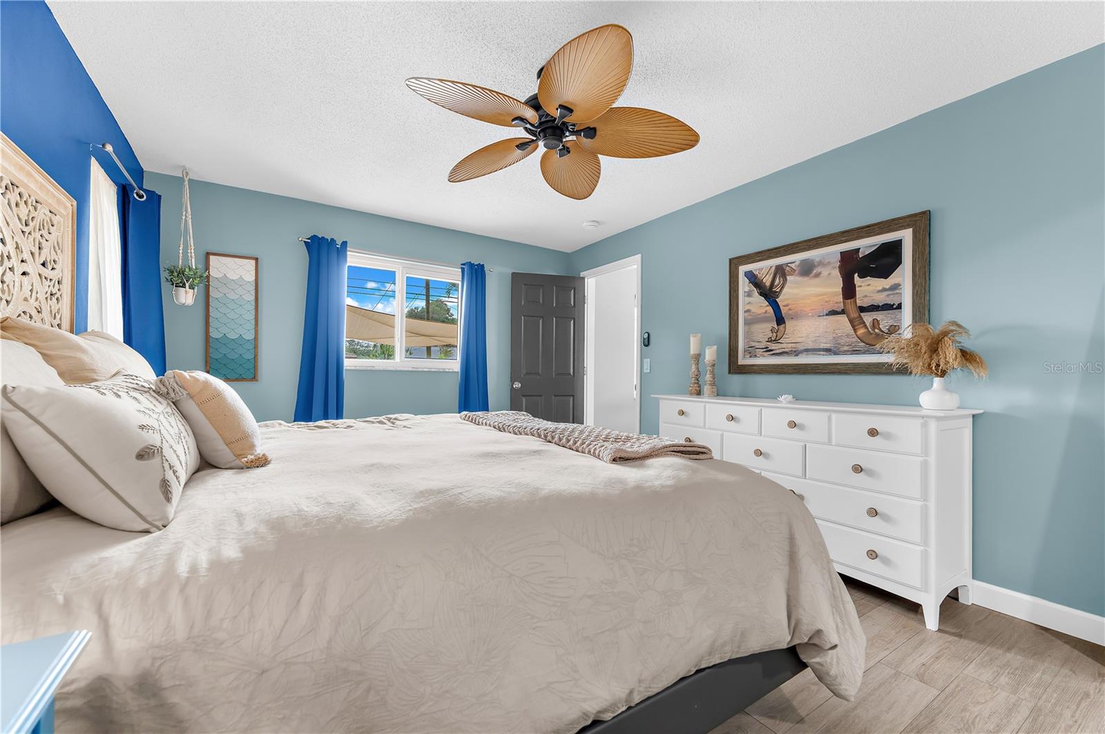 1467 CAMBRIDGE DR, CLEARWATER, FL, 33756