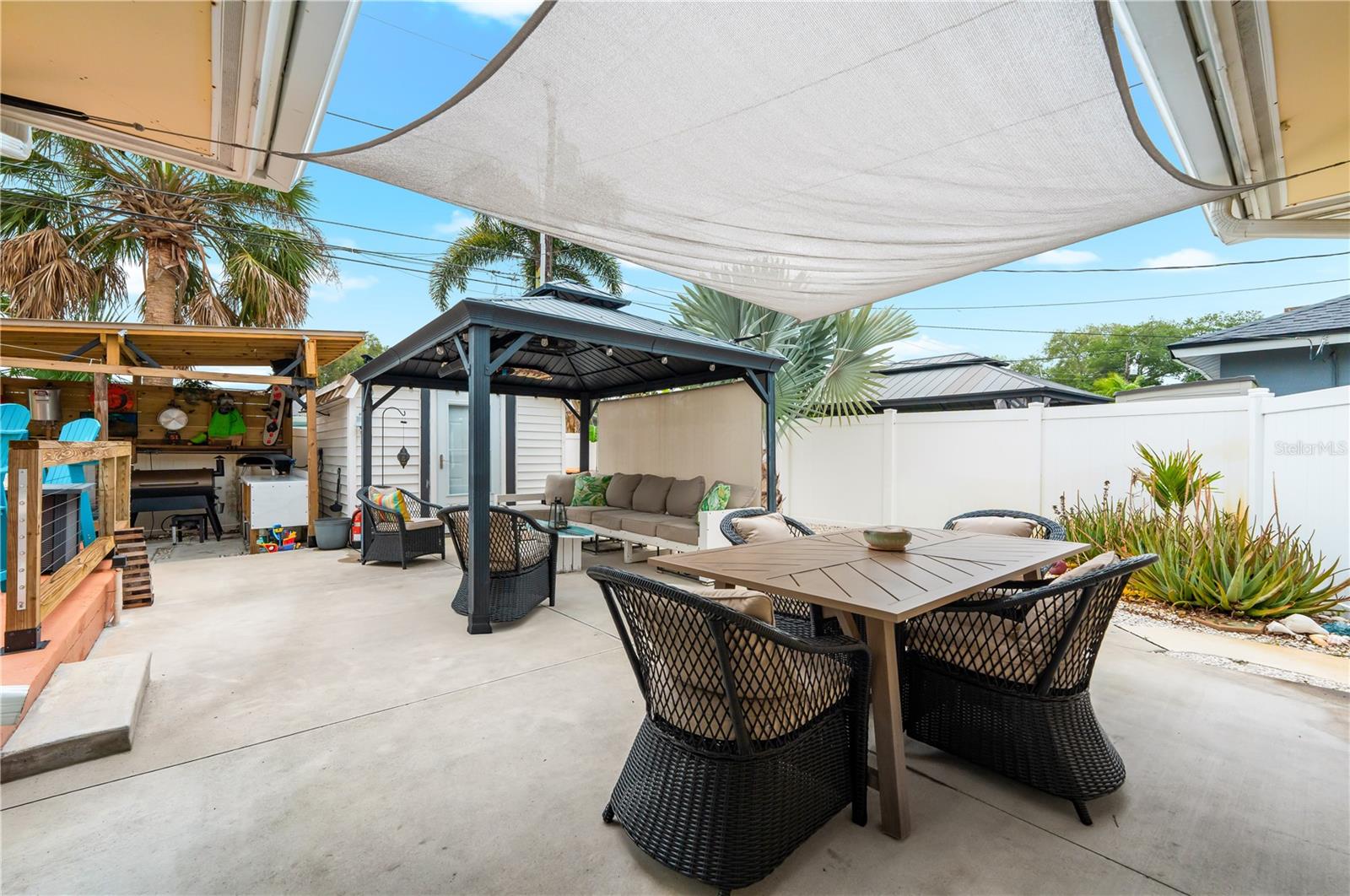 1467 CAMBRIDGE DR, CLEARWATER, FL, 33756