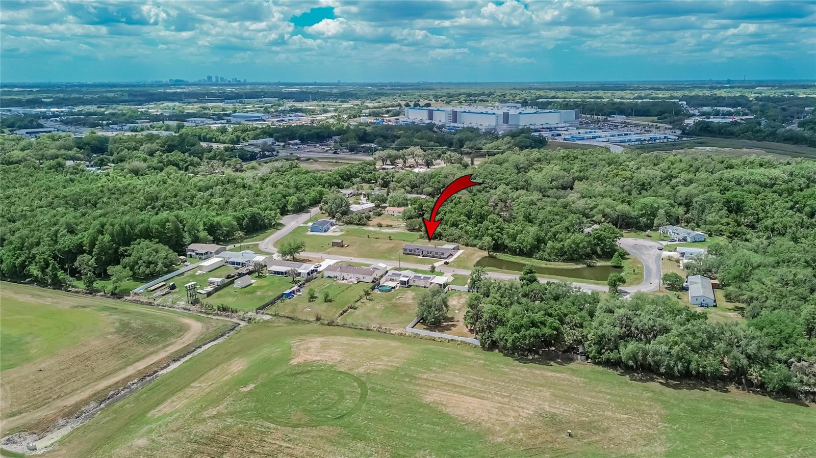 9150 WOOD TERRACE DR, TAMPA, FL, 33637