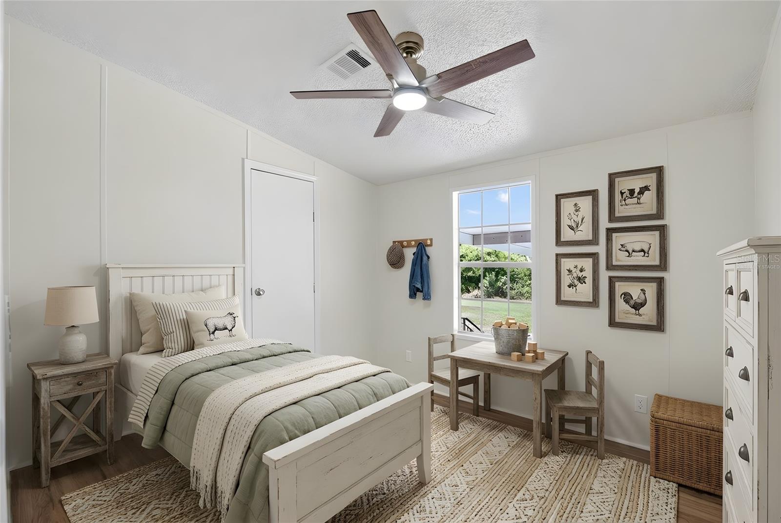 9150 WOOD TERRACE DR, TAMPA, FL, 33637