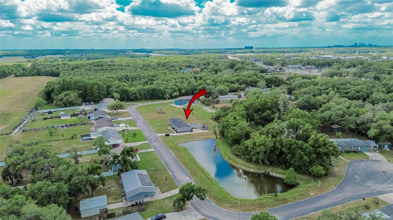 9150 WOOD TERRACE DR, TAMPA, FL, 33637