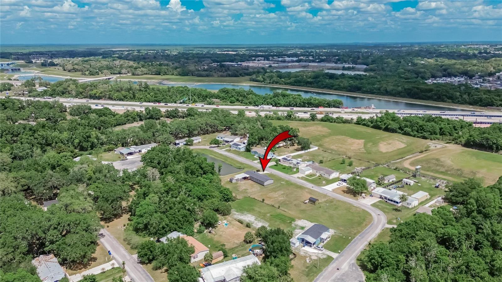 9150 WOOD TERRACE DR, TAMPA, FL, 33637
